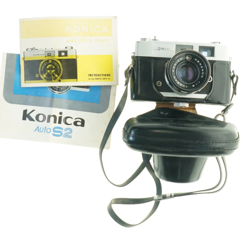 Konica Auto S2 kamera med etui og manual fra Konica (str. 17 x 14 cm)