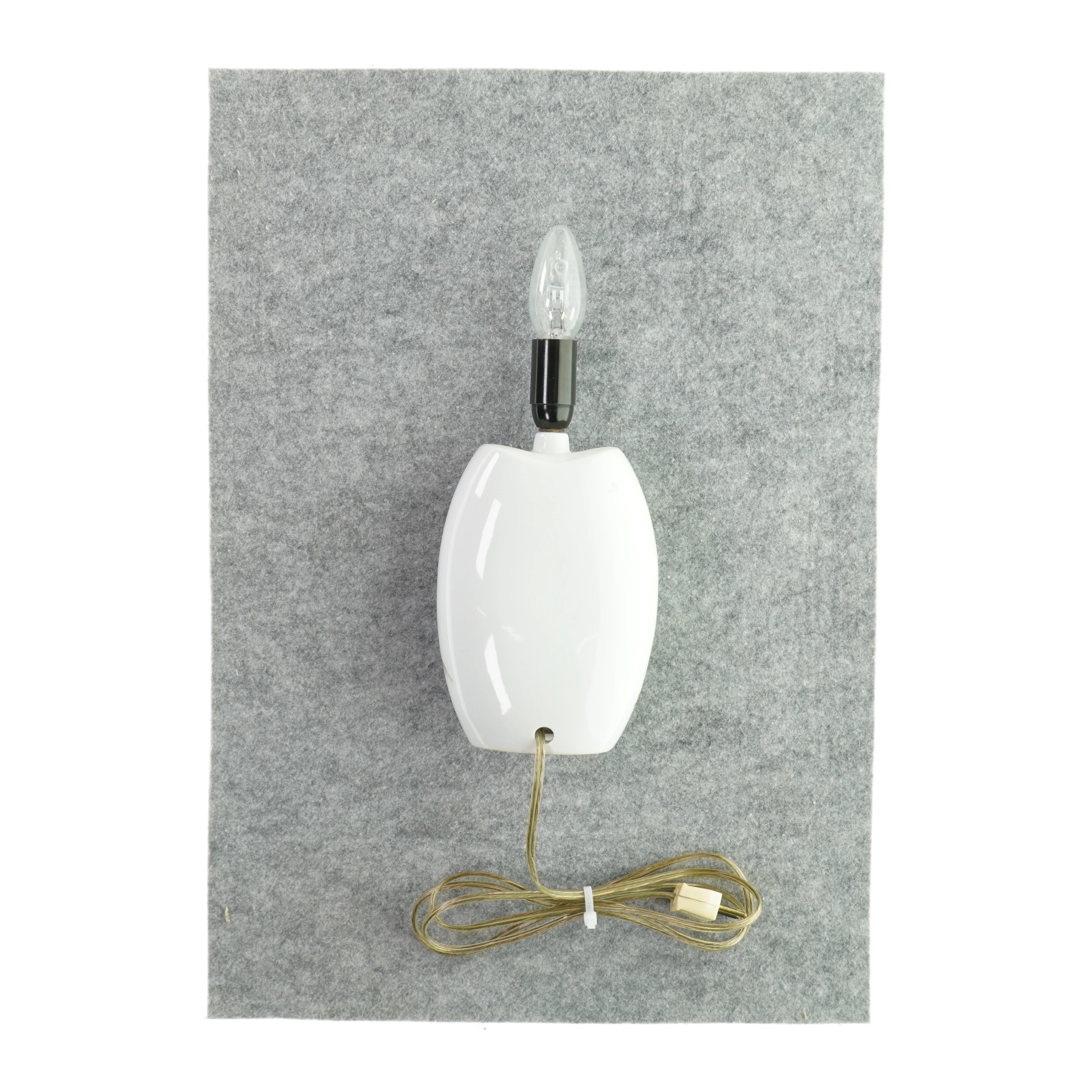 Lampe (str. LBH 12x7x32 cm)