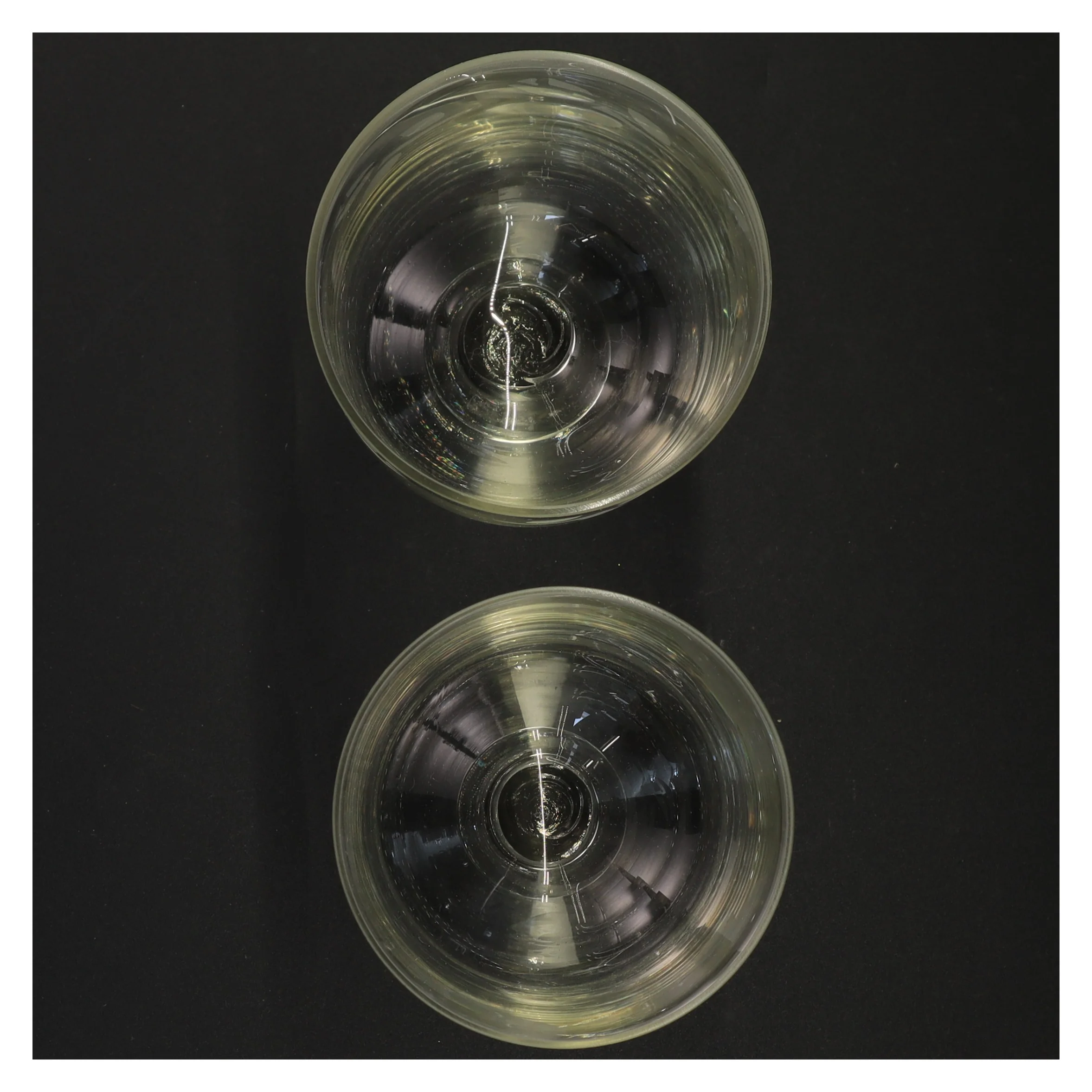 to glas (str. 16 x 10 cm)