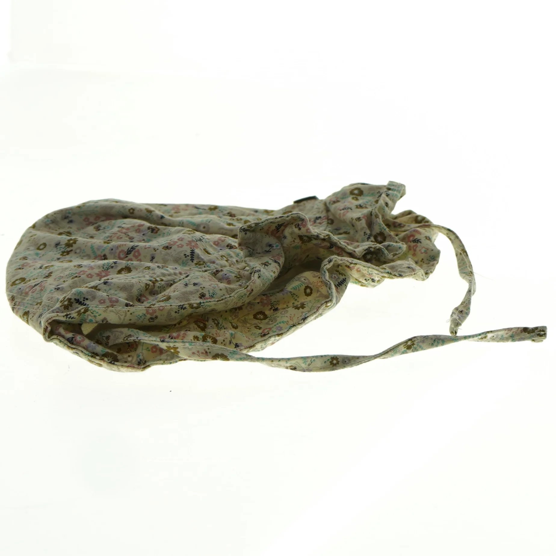 Baby kyse/solhat med blomsterprint