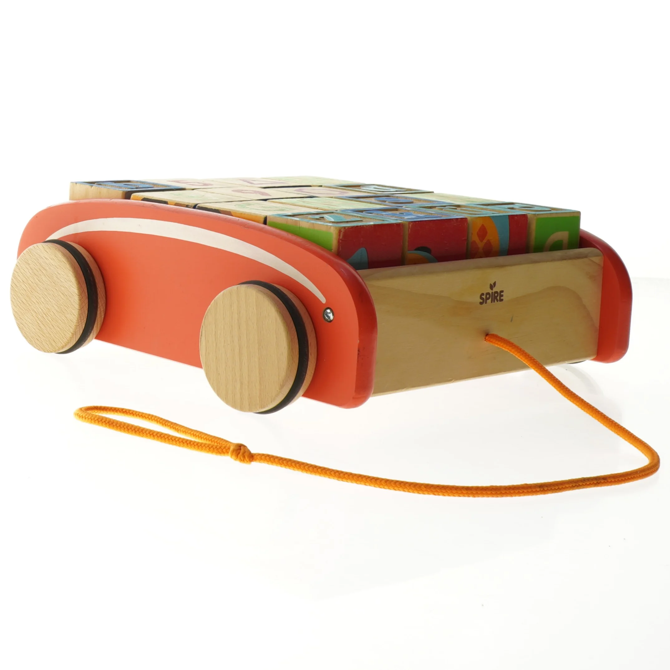 Trækvogn med farverige klodser