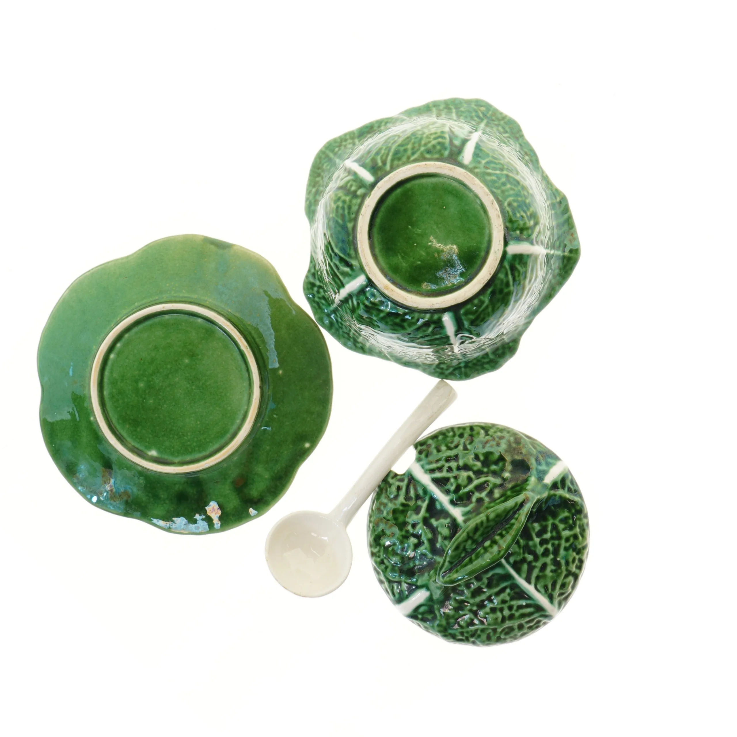 Kålhoved terrin med låg og ske (str. Ø 21x26 cm)