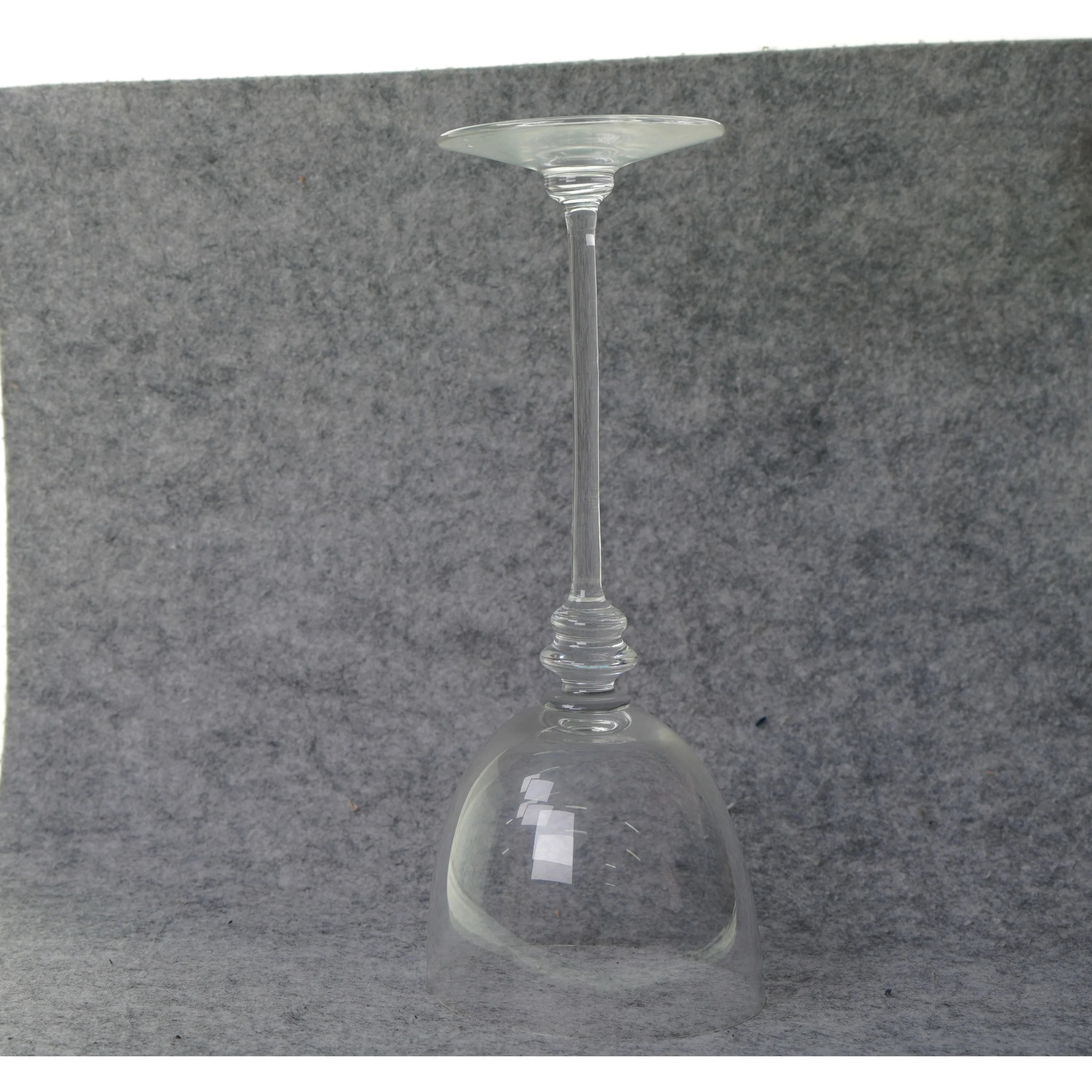 Glas (str. 24 x 9 cm)