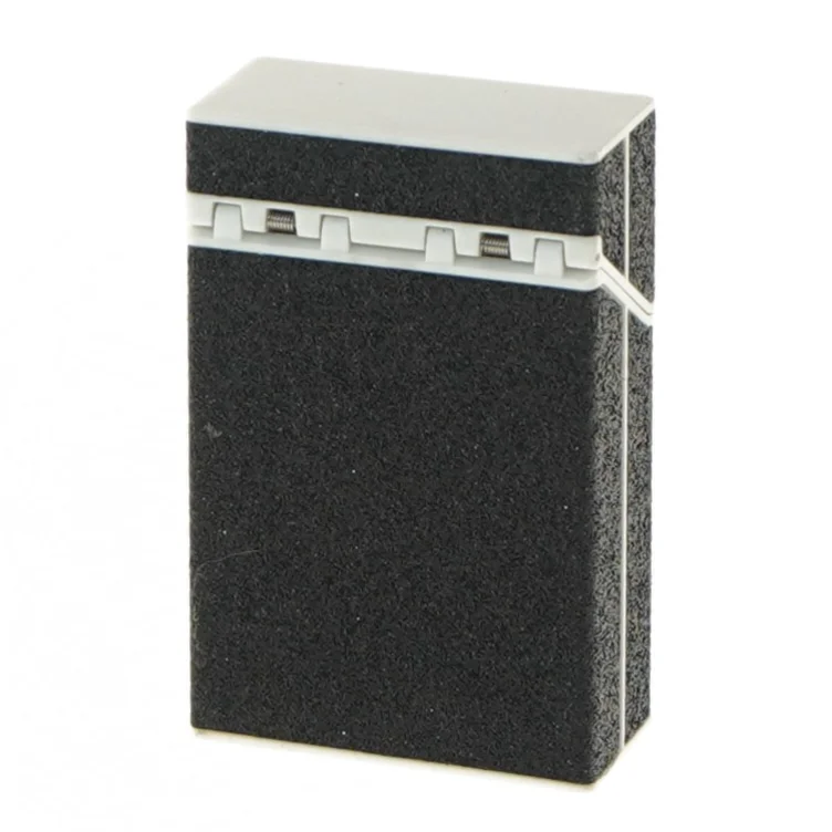 Plastikdåse med klaplåg (str. 9,5x3x6 cm)