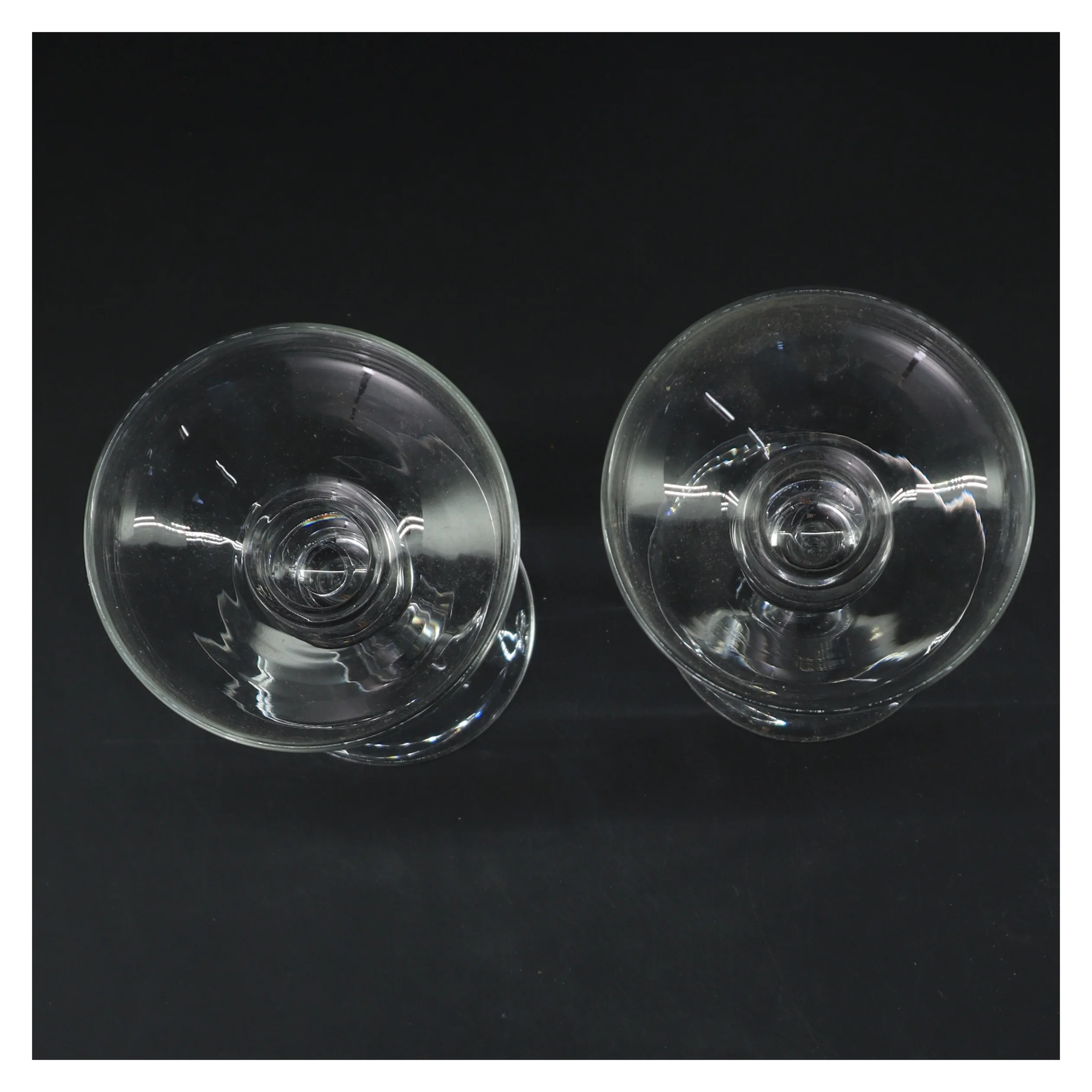 Glas lysestager (str. Ø 9 cm højde 18 cm)