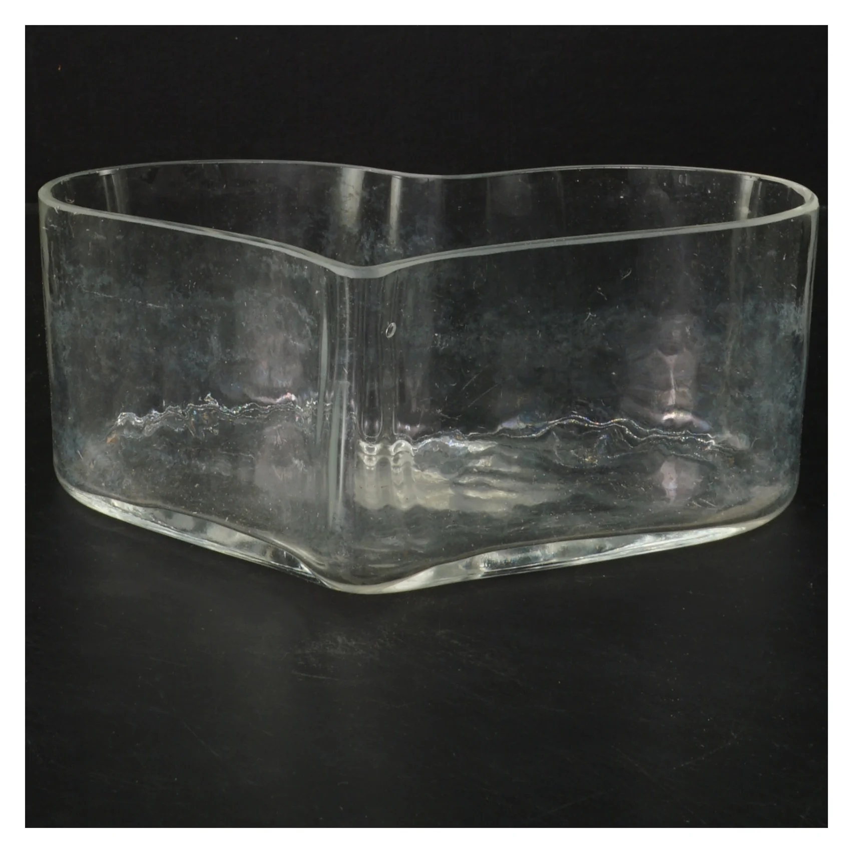 Hjerteformet glasfad (str. 20x15 cm)