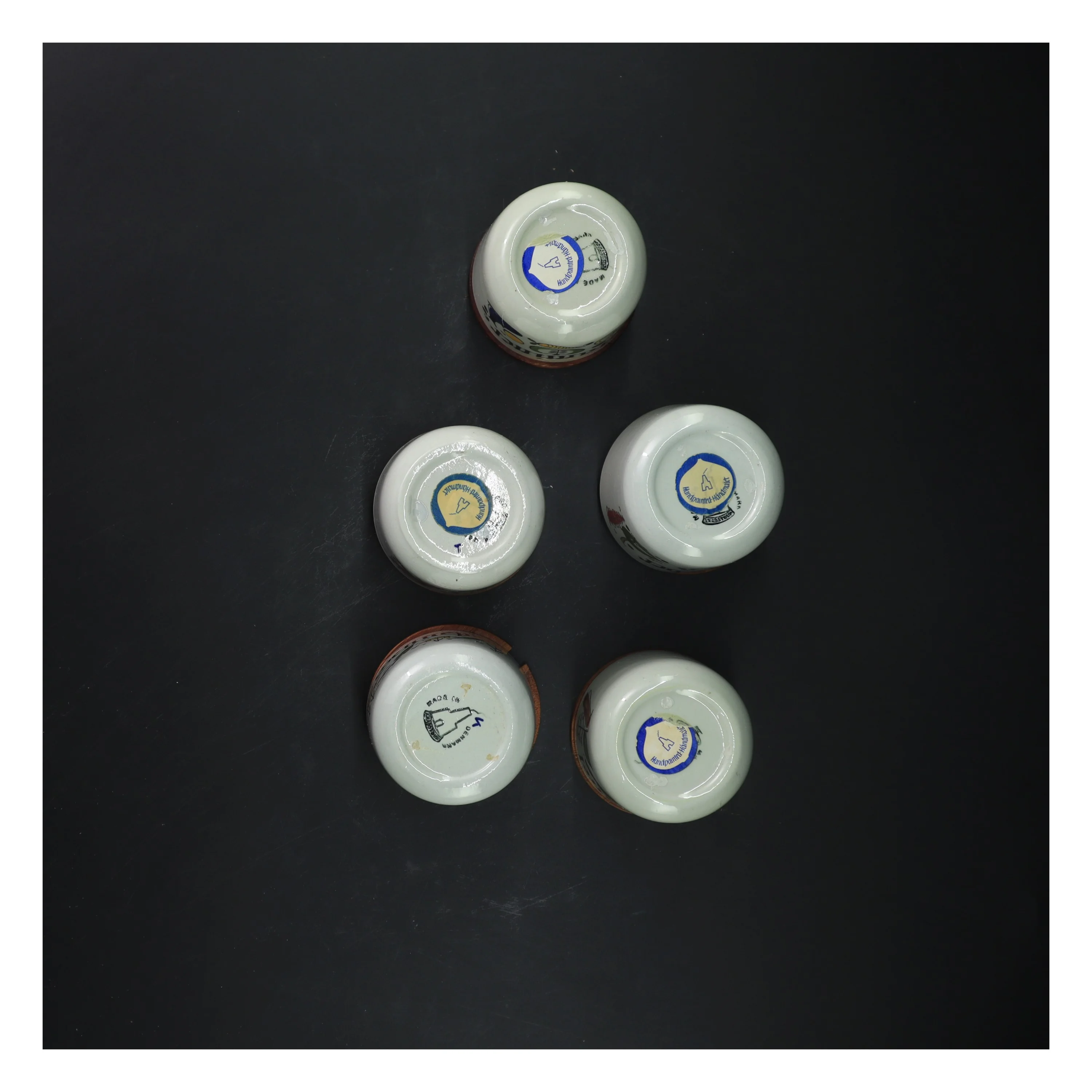 Sæt af 5 krydderikrukker med låg fra Knabstrup (str. 5 styk, 7,5 cm)