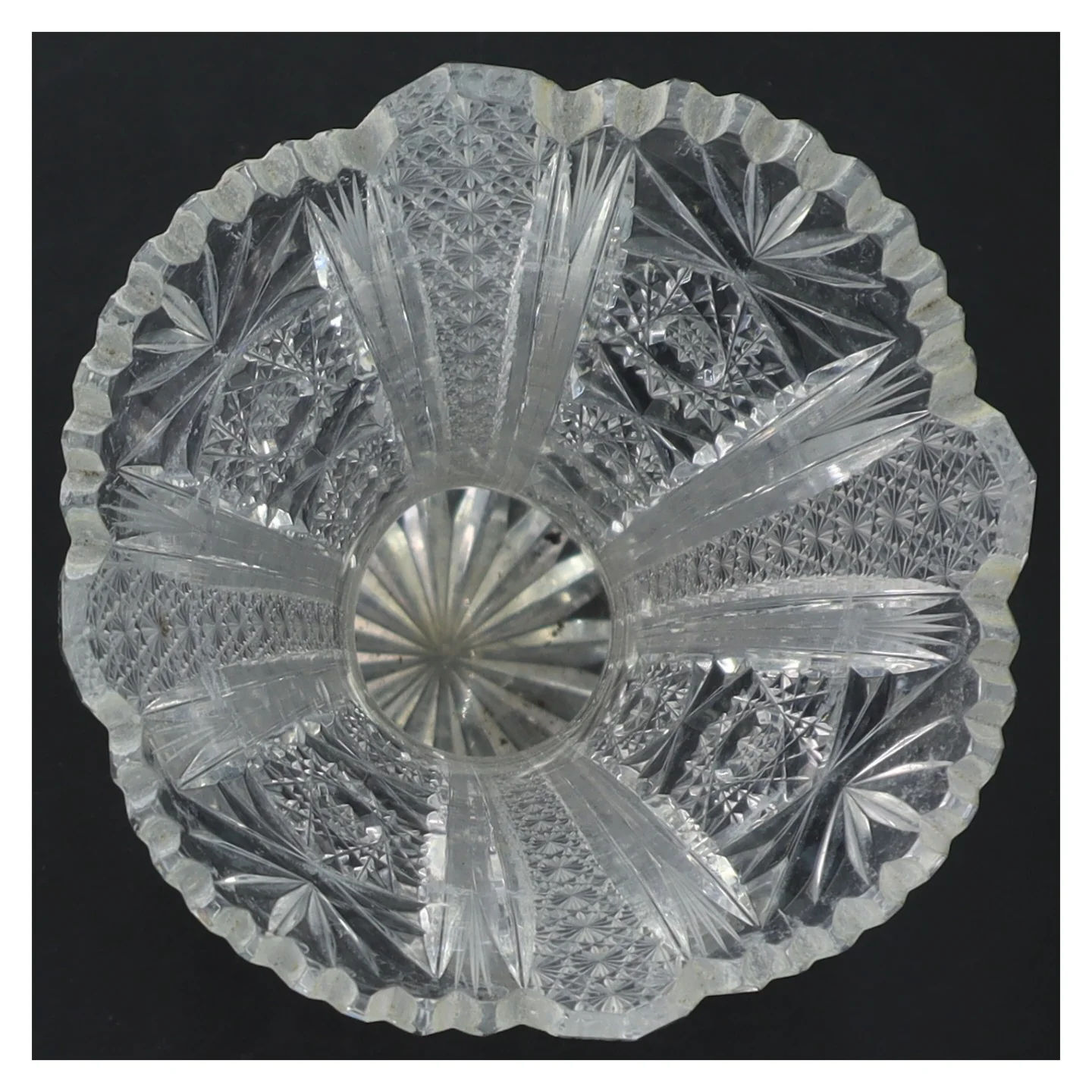 Glasvase med mønster (str. 12x18 cm)