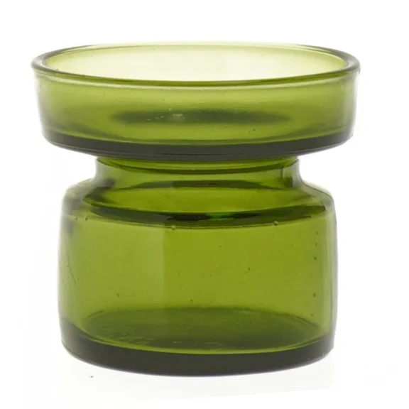 Gammel Grøn glas lysestage fra Dansk Designs (str. 7 cm)