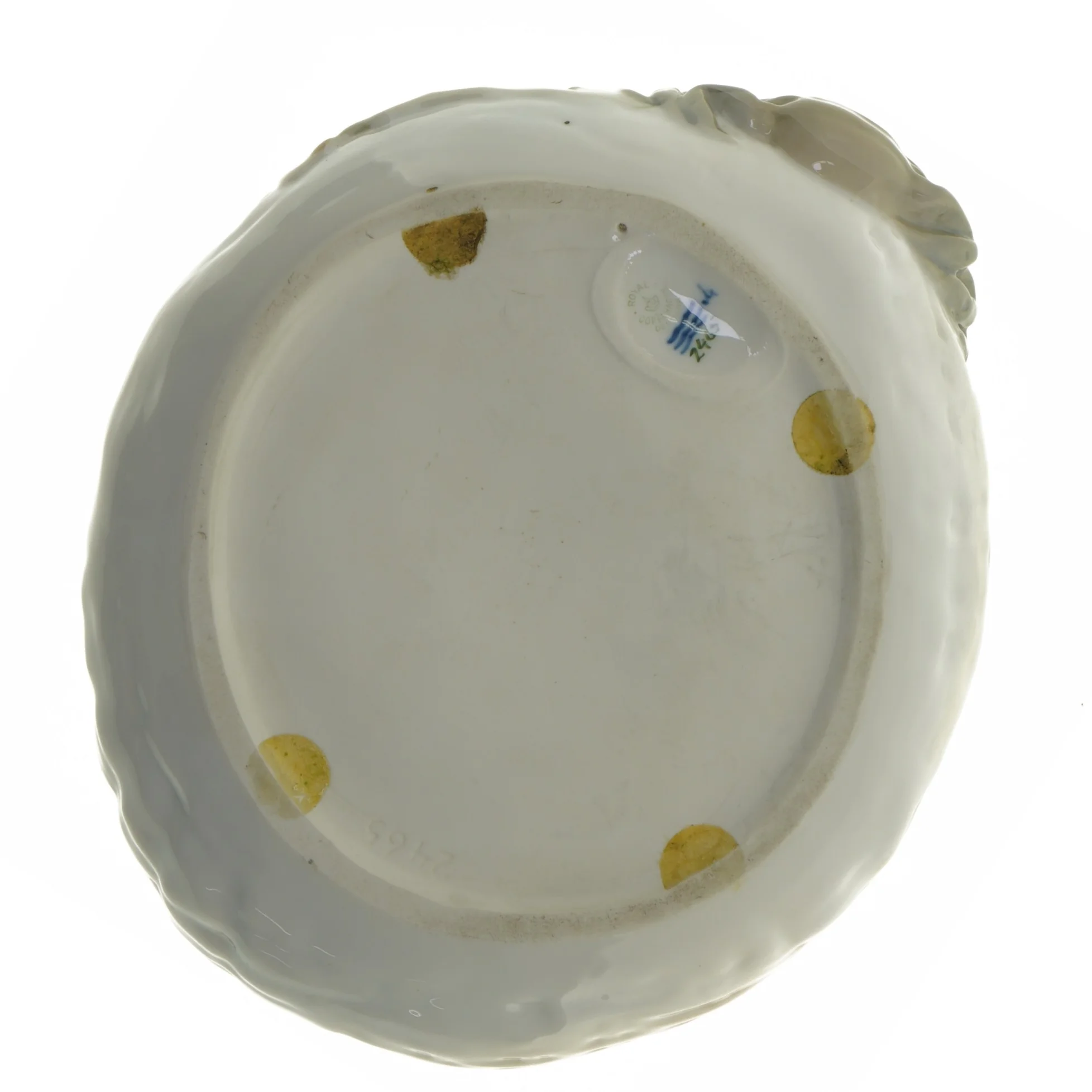 Royal Copenhagen skål med krabber og fiskemotiv fra Royal Copenhagen (str. 24x20 cm)