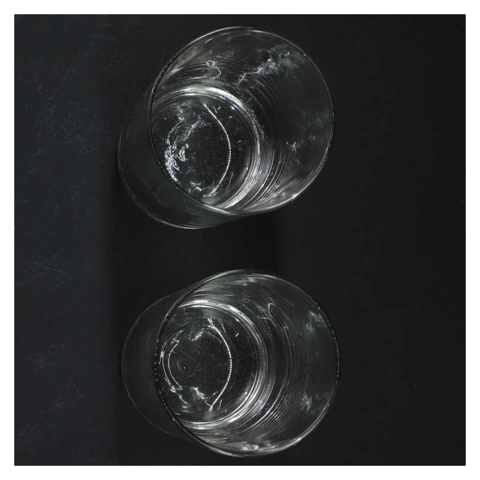 To drikkeglas med design fra Menu (str. 13,5 cm)