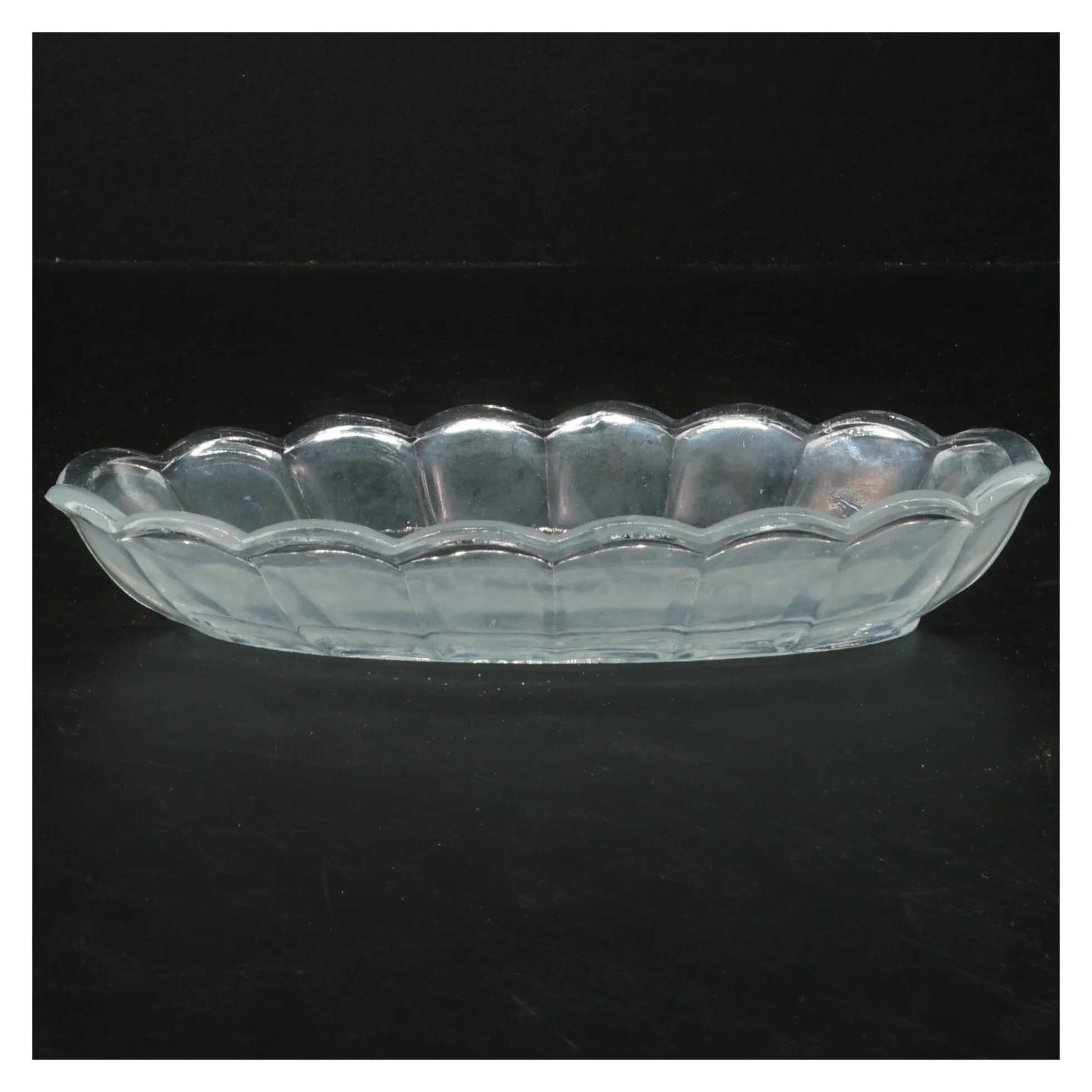 Gammelt Oval glasfad fra holmegaard 22 cm (str. 22 cm)