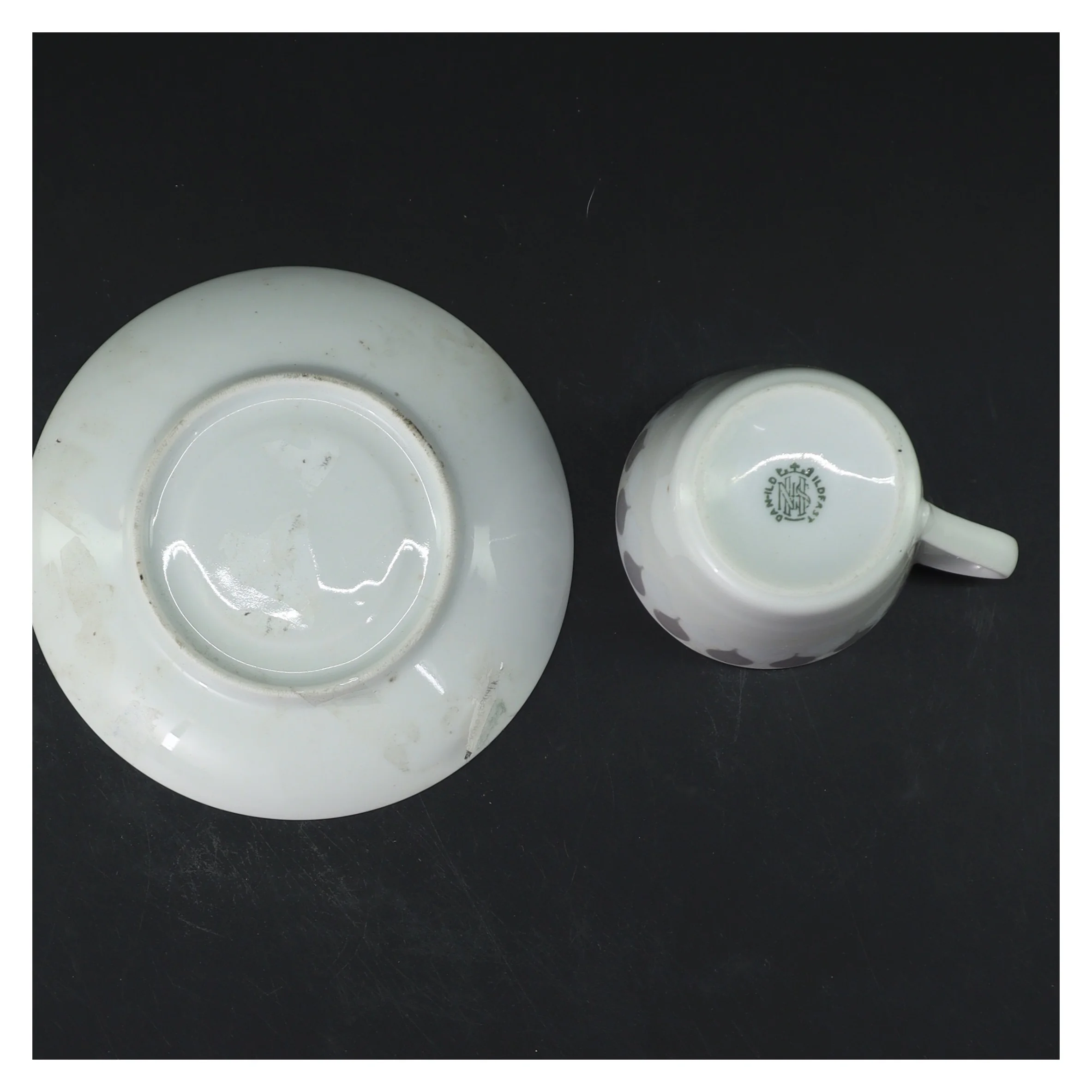 Kaffekop med underkop fra Lyngbyporcelænsfabrik(str. Ø 13,5 & 7,5 cm)