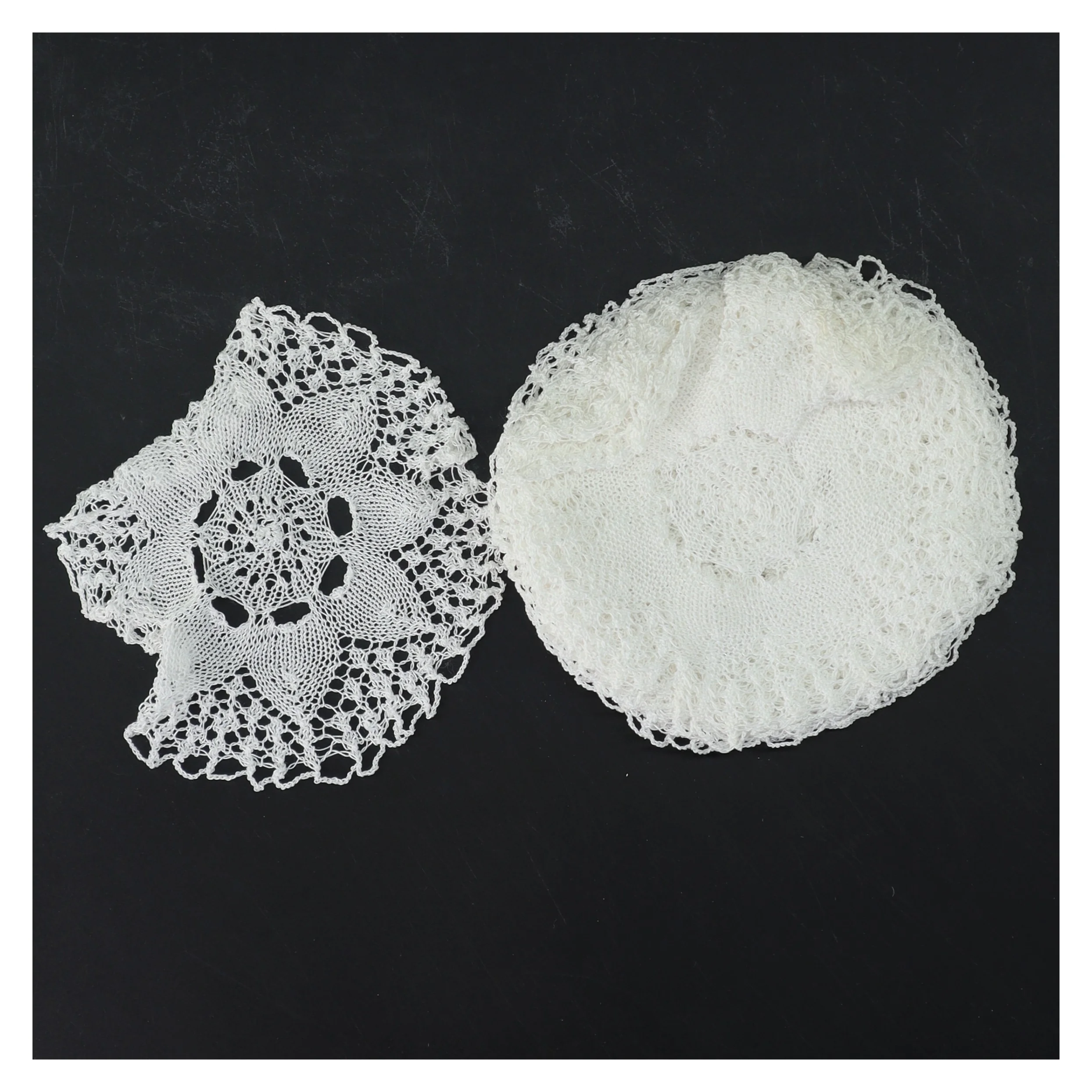 Hæklede servietter (str. 11 stk Ø 13 cm)