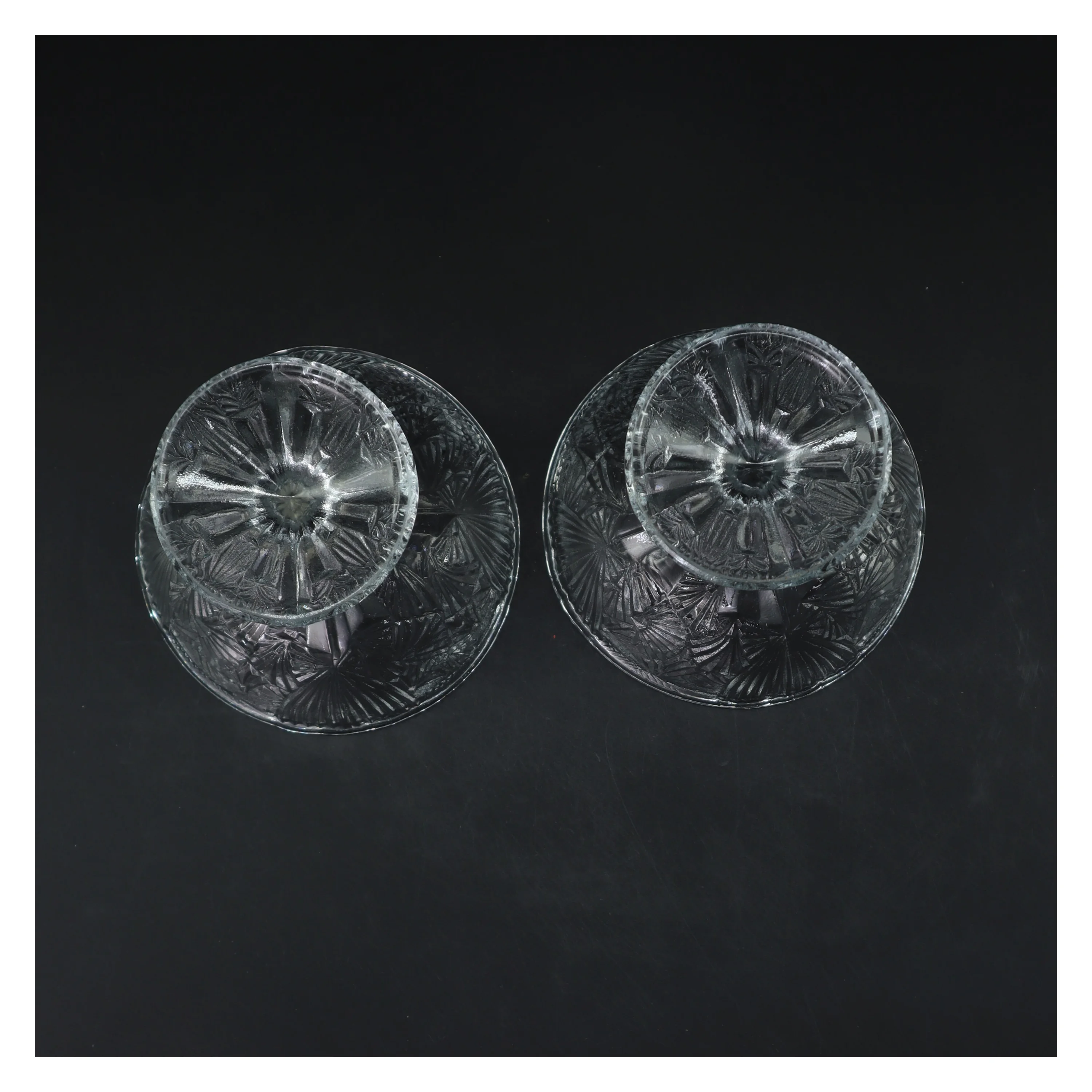 Vintage glas skåle på fod (str. 2 stk Ø 13 cm højde 15 cm)
