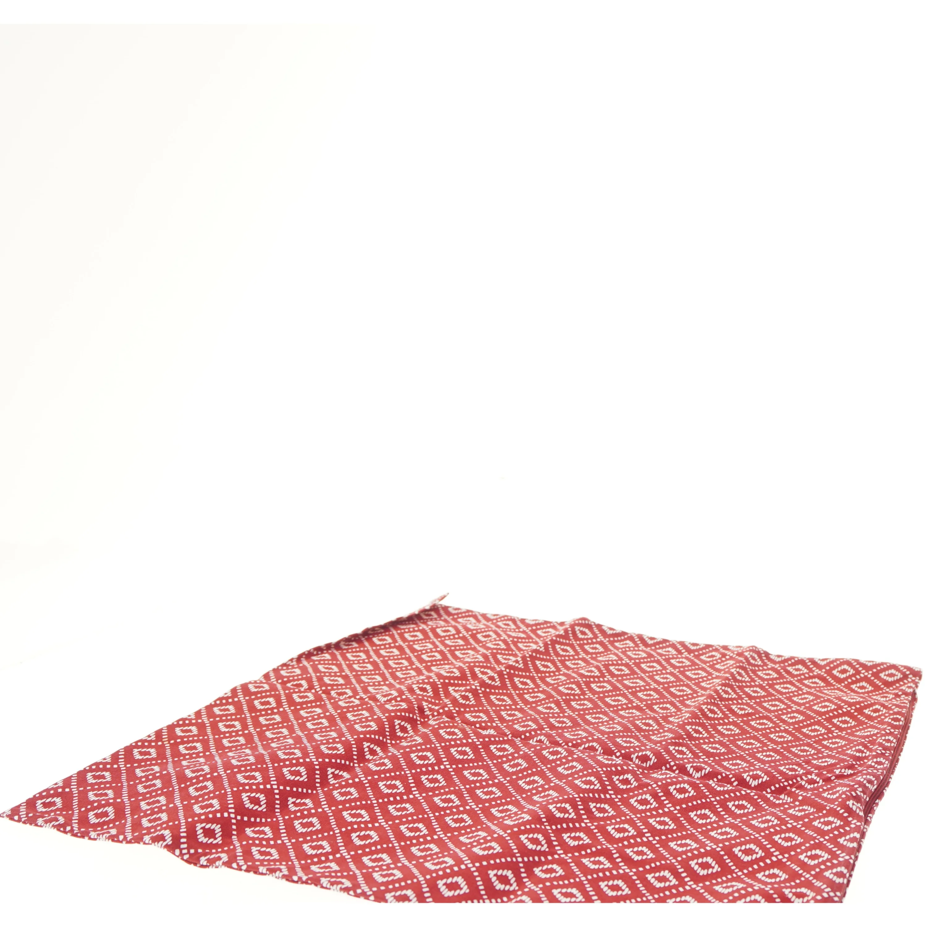 Rød tekstilserviet med mønster (str. 50x50 cm)