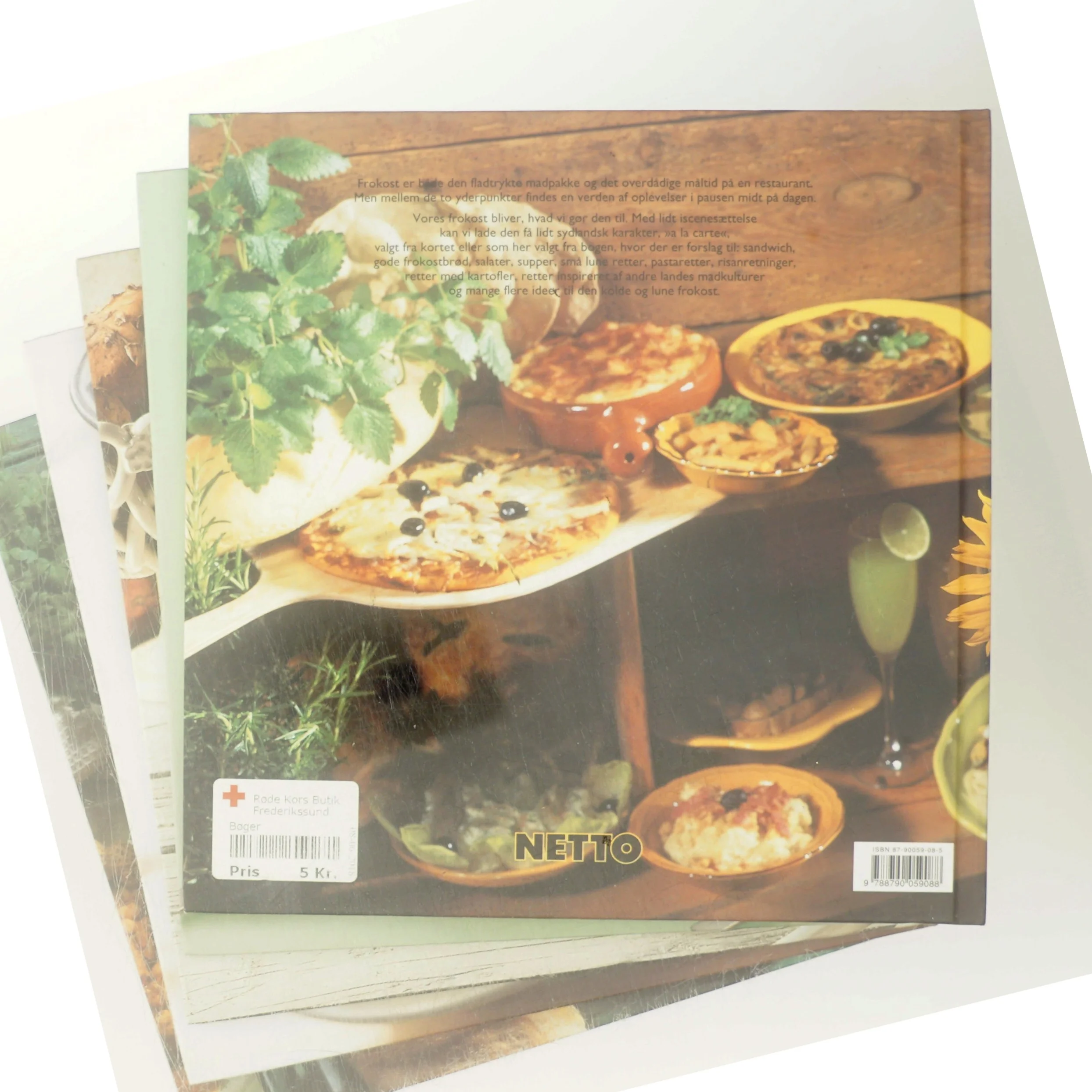 Nye nettobøger bl.a Middagsbogen : dagens ret af NETTO (Bog)