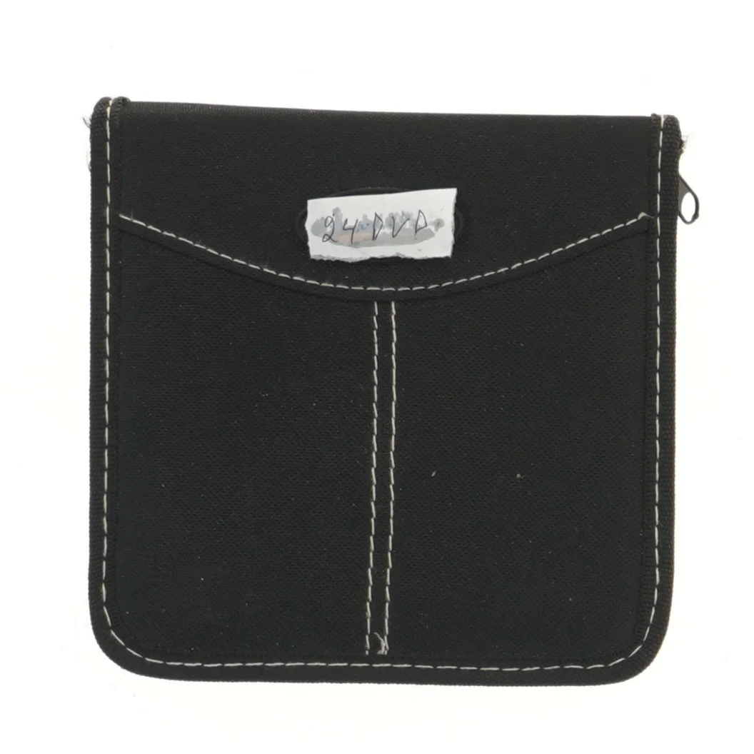 24 CD/DVD i  opbevaringsmappe (str. 16x16 cm)