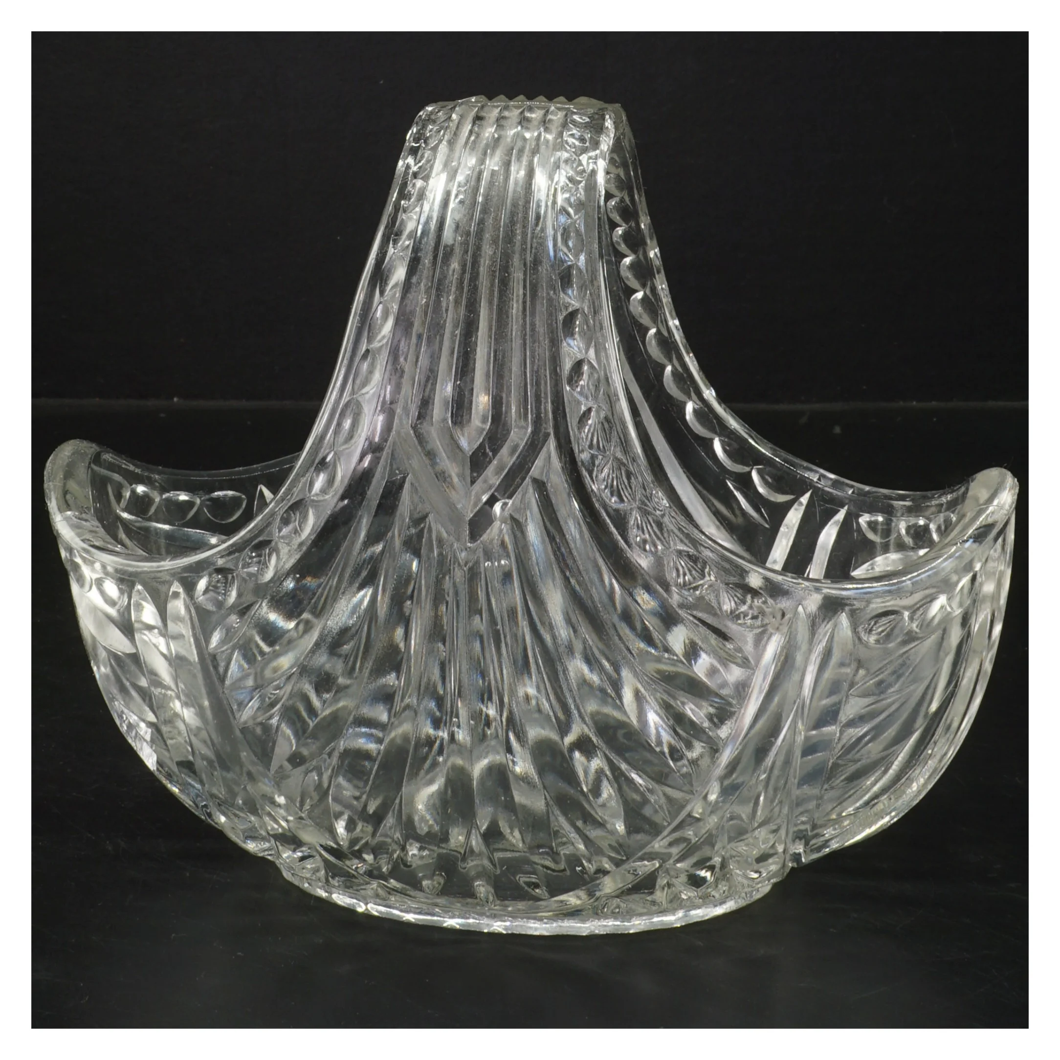 Klassisk krystal skål (str. 21x17 cm)fra holmegaard 