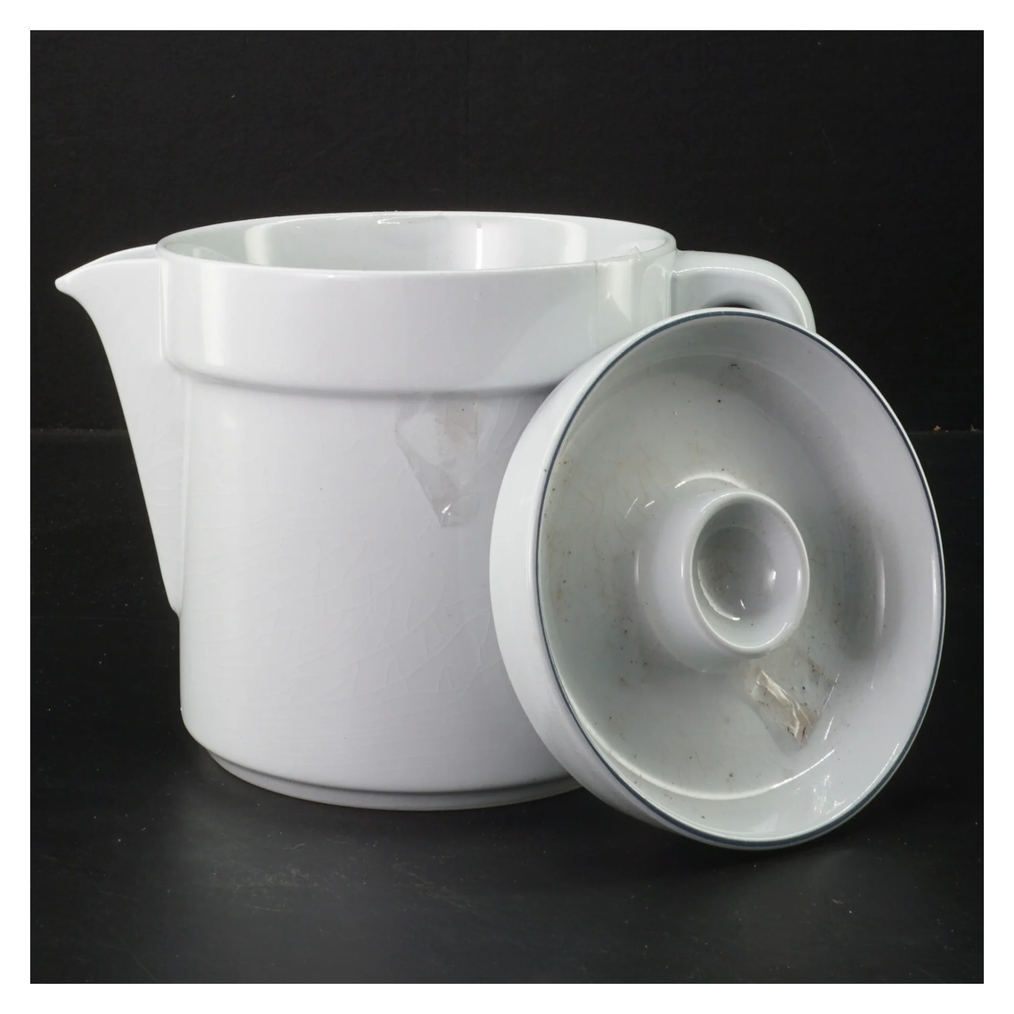 Porcelæn tekande fra blå kant(str. 12,5 cm) fra aluminia