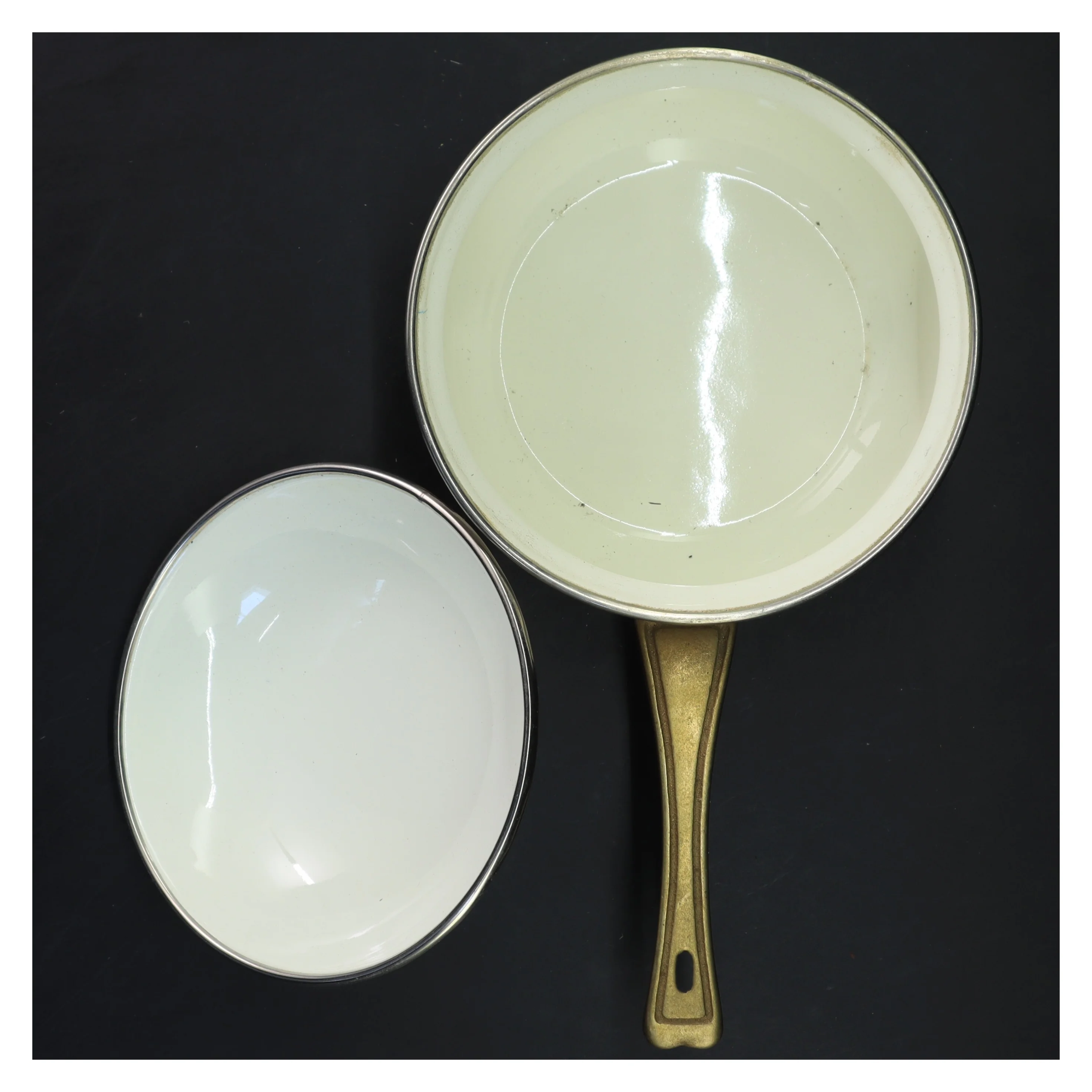 Emaljeret kasserolle med frugt design (str. 28x8 cm)