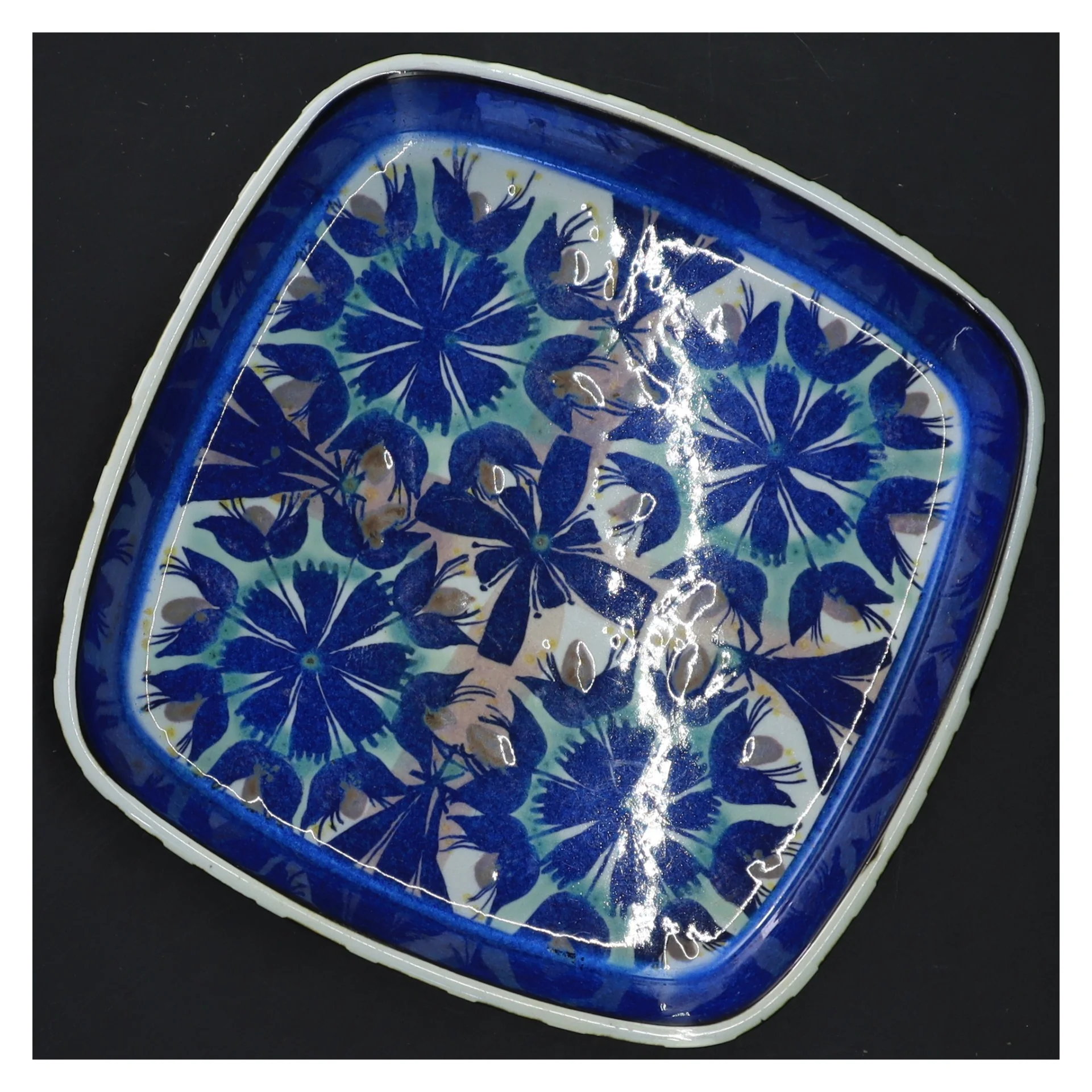 Firkantet keramikskål fra royal copenhagen med blomster (str. 15x15x3,5 cm) fra Aluminia