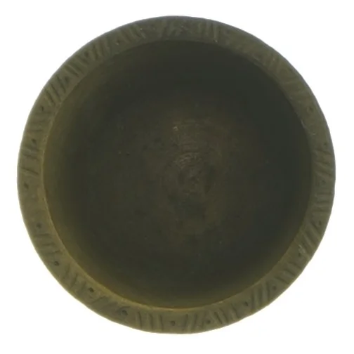 Dekorativ vase i bronze med indgraveret mønster (str. 5x6,5 cm)