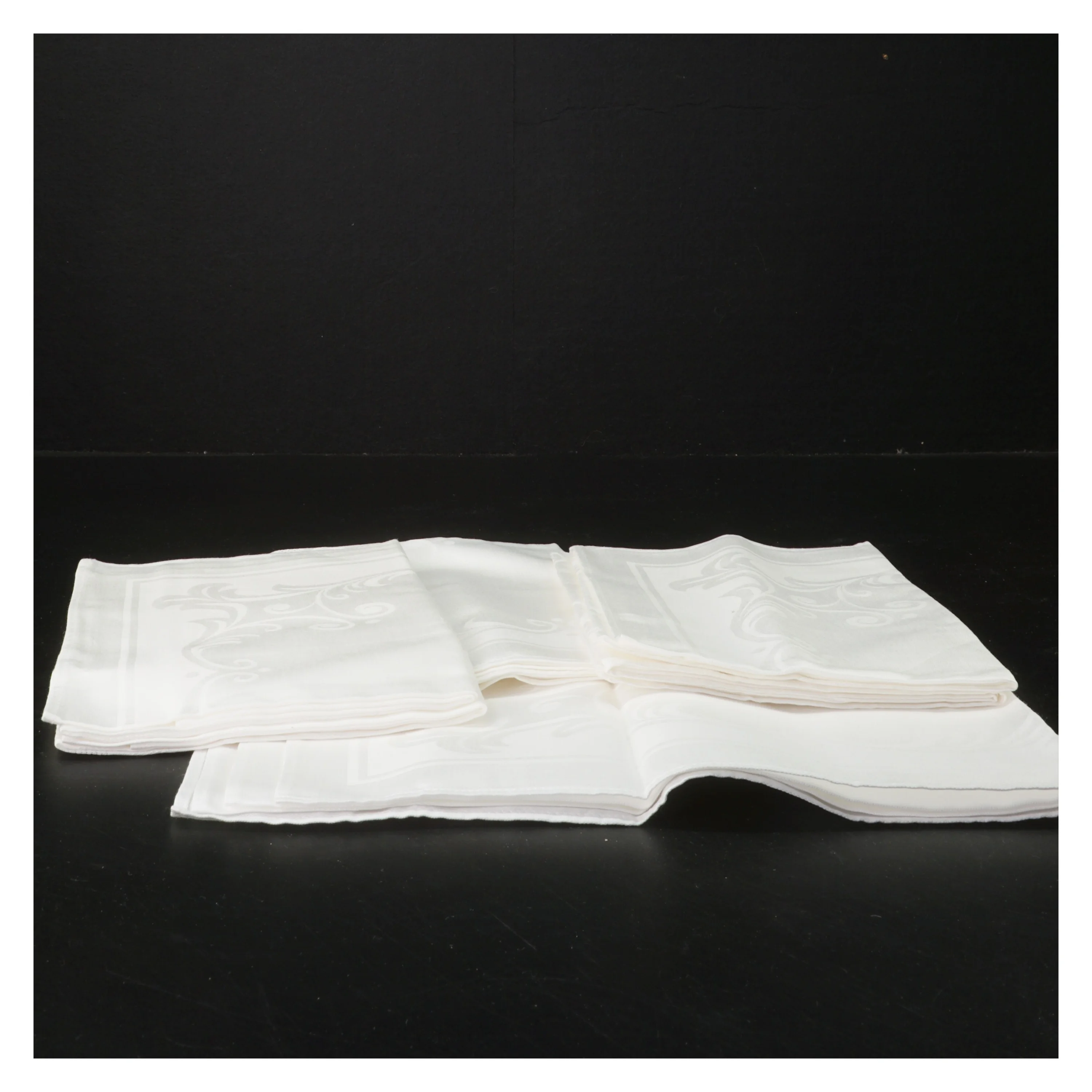 Hvide servietter (str. 6 stk 51,5x49 cm)