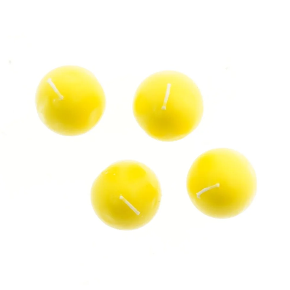 Sæt af 4 nye gule stearinlys (str. 4 stk 7 cm)