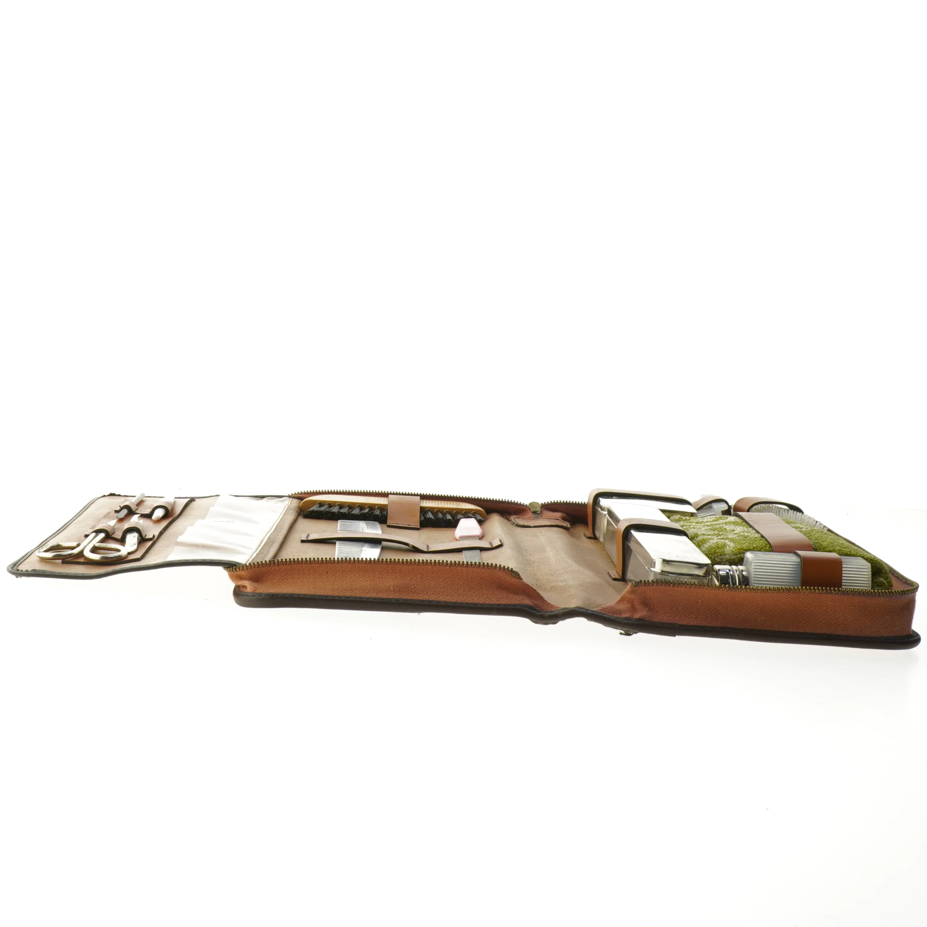 Rejse toilettaske med tilbehør (str. 29x14x5 cm)