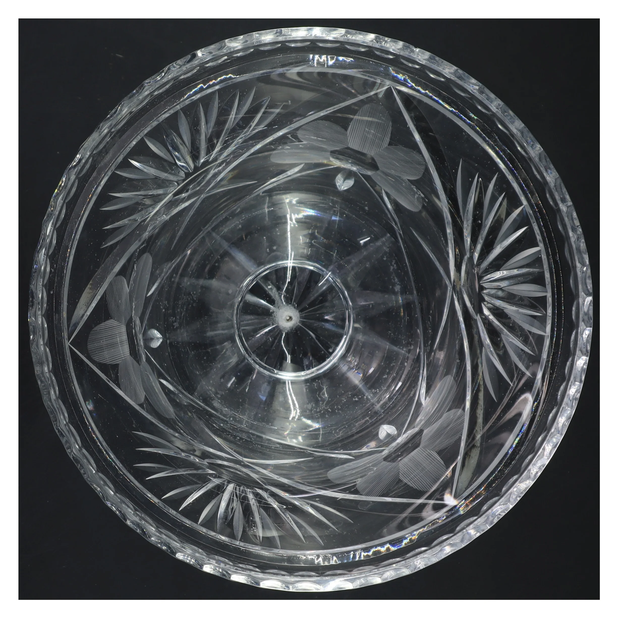 Krystalskål med blomsterdesign (str. Ø 21x15 cm)
