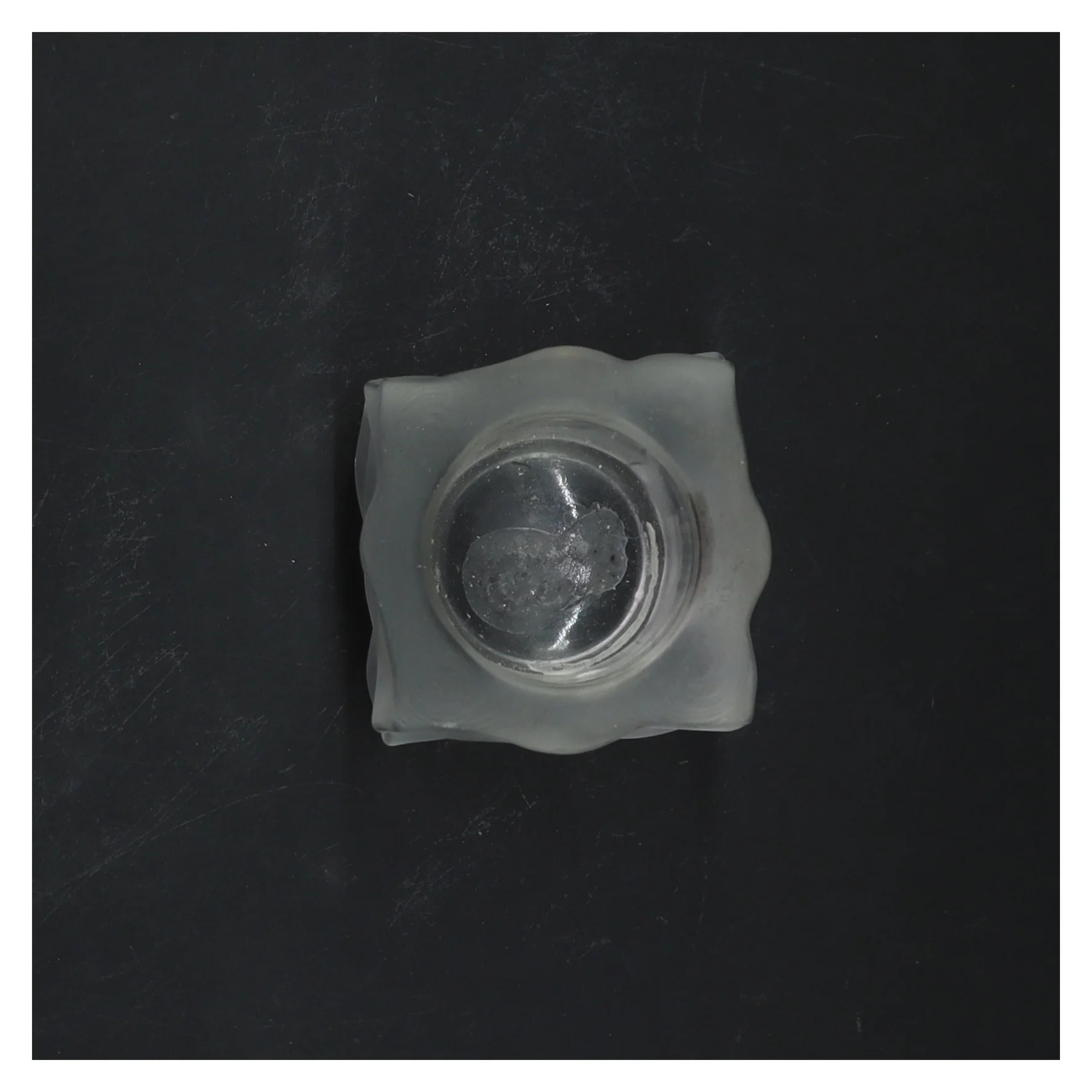 Glaskunst lysestage fra ittalla  (str.  7x7x6 cm)