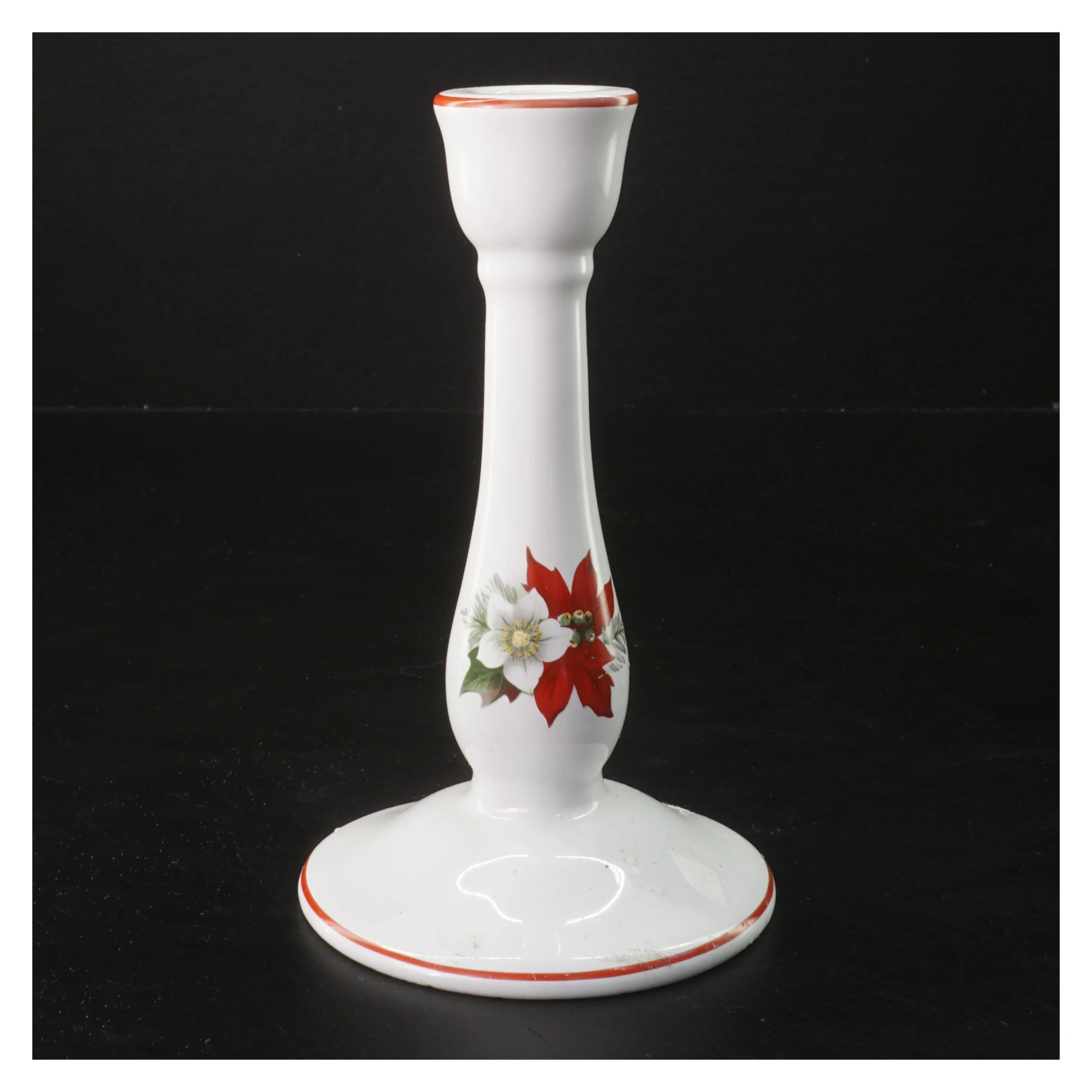 Lysestage i porcelæn med blomsterdesign (str. 17,5 cm)