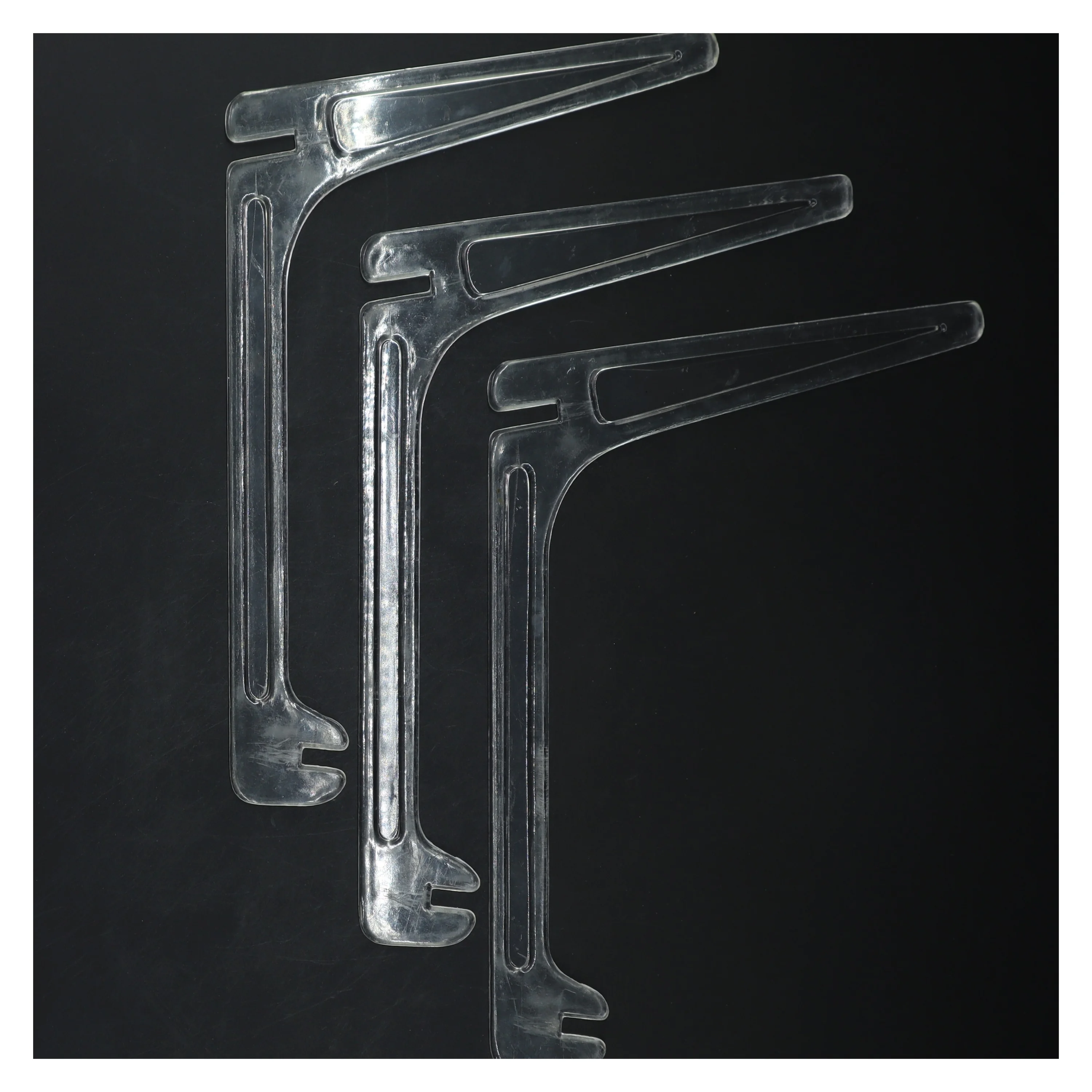 3 gamle holdere til at stille på et bord til f.ens smørrebrød(str. 18x22 cm)