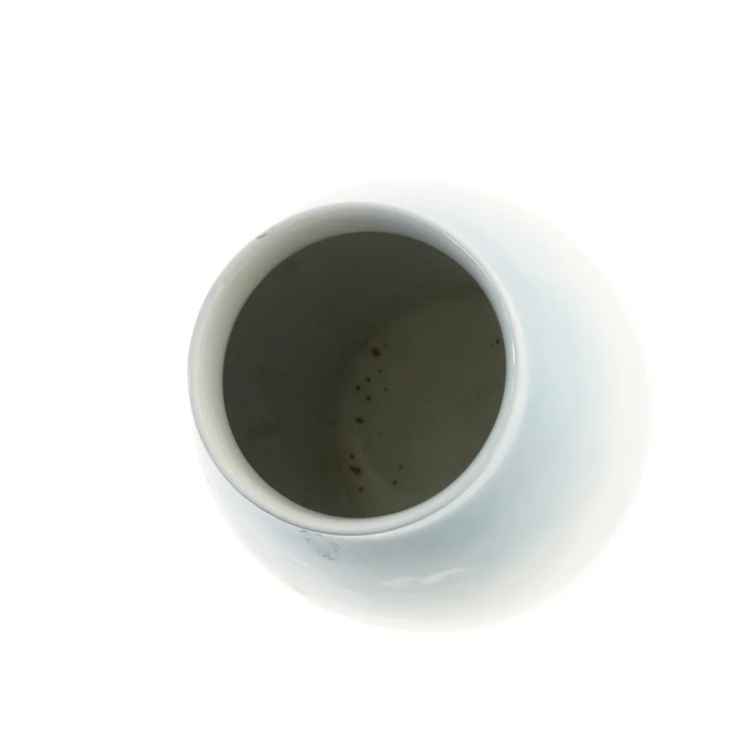 Porcelænsvase fra royal copenhagen med landskabsmotiv fra B&G (str. Ø 9x22 cm)