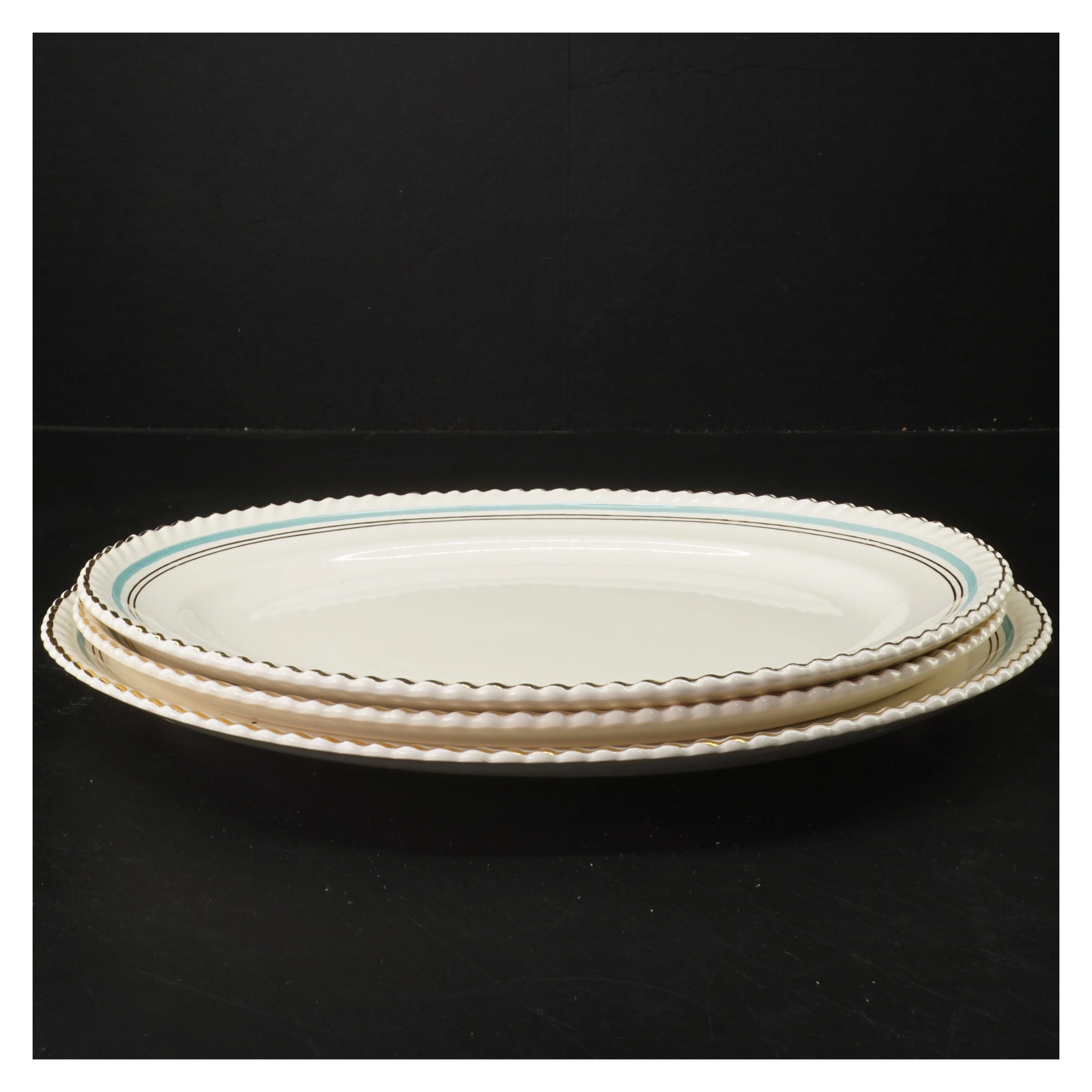 Sæt af ovale fade fra Johnson Bros (str. 3 styk, 29-31,5 cm)