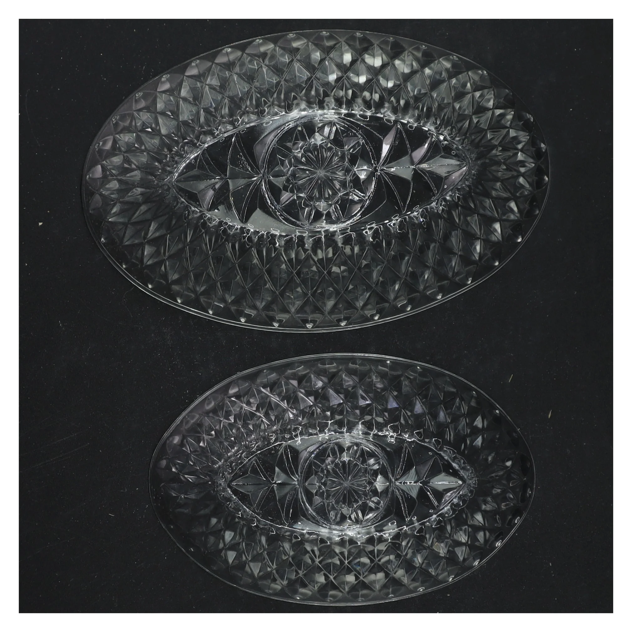 Krystalglas skåle (str. 11 cm. og 9 x 14 cm)