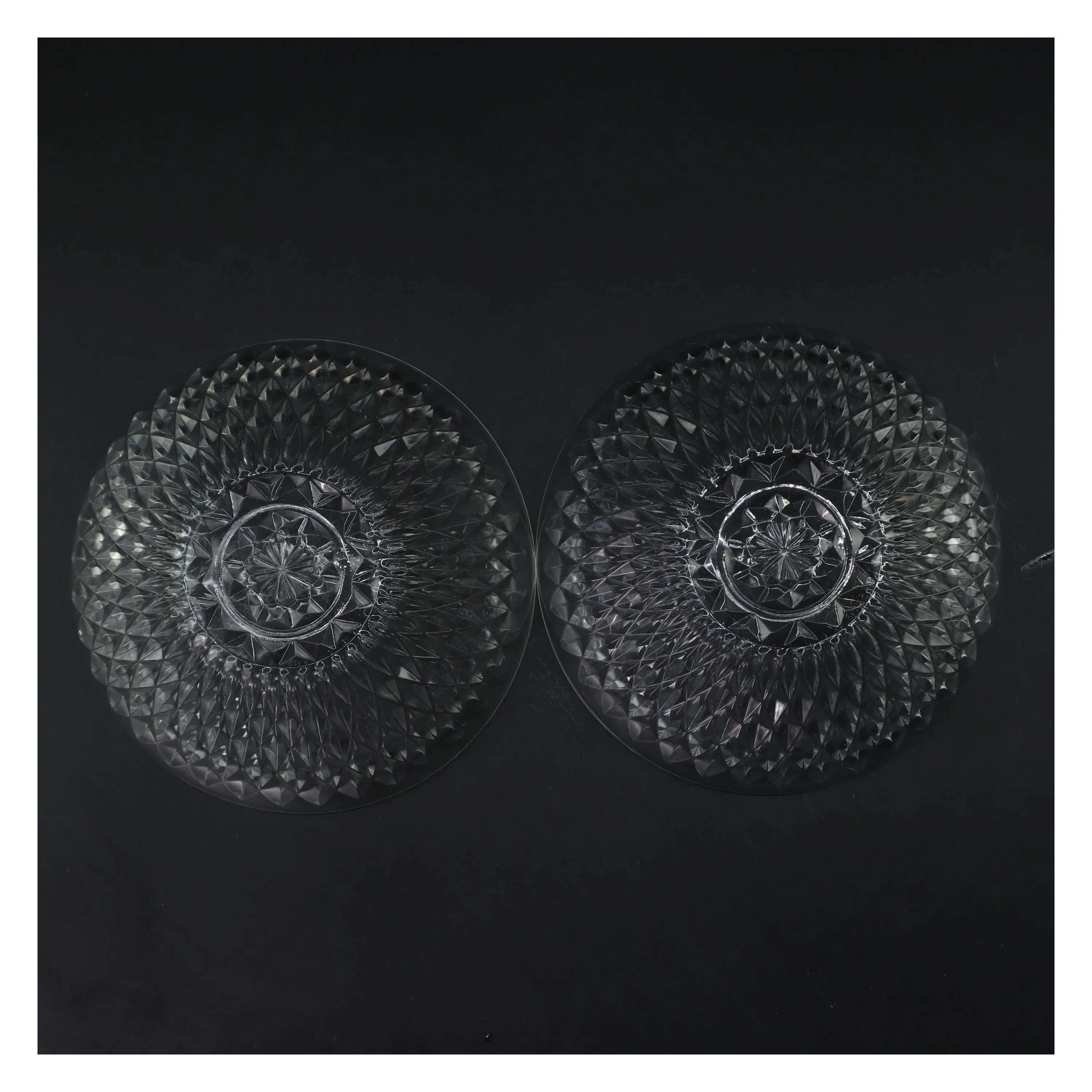 Sæt med 2 skåle (str. Ø 17 cm)