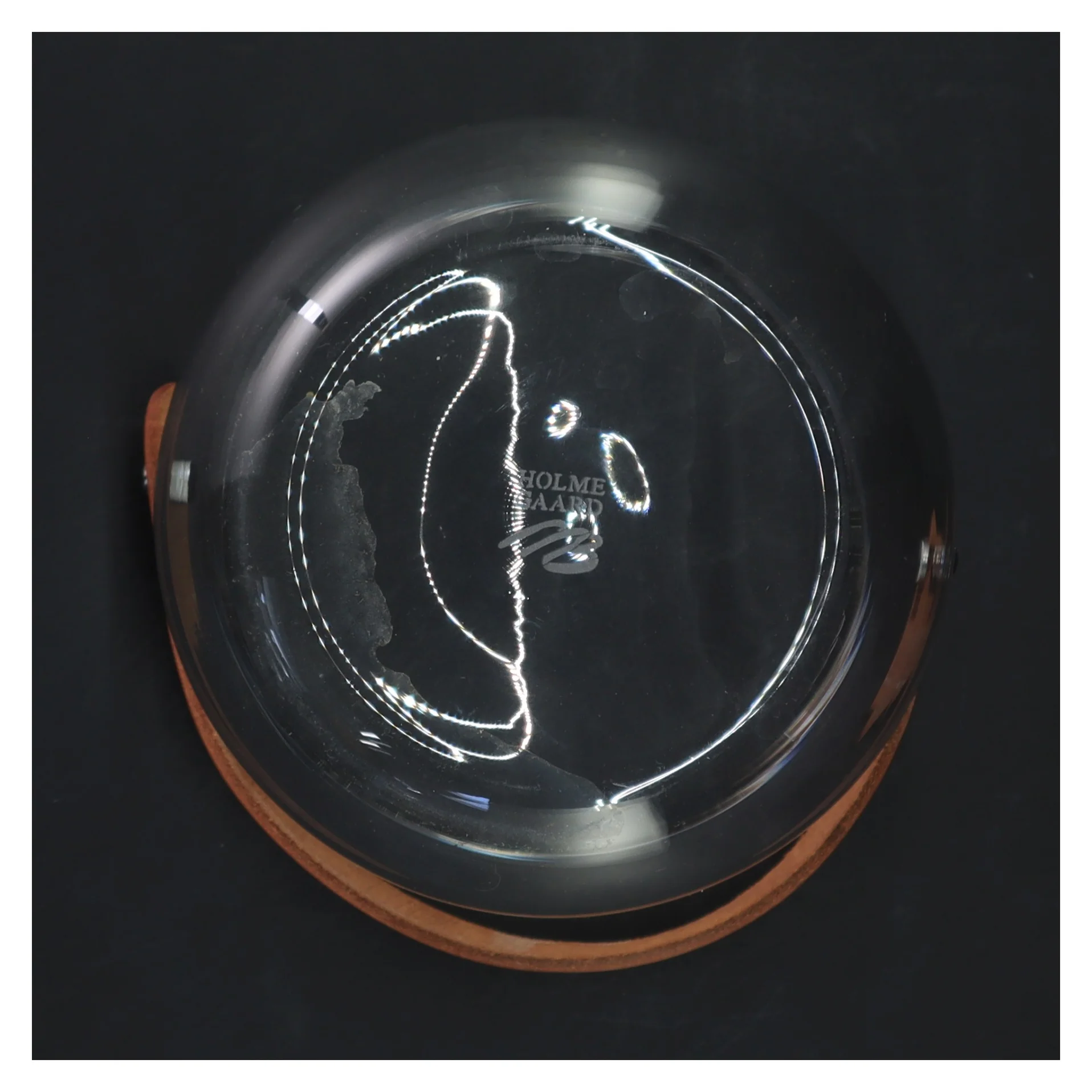 Glasvase med læderhank fra Holmegaard (str. Ø 12,5 cm længde 11,5 cm)