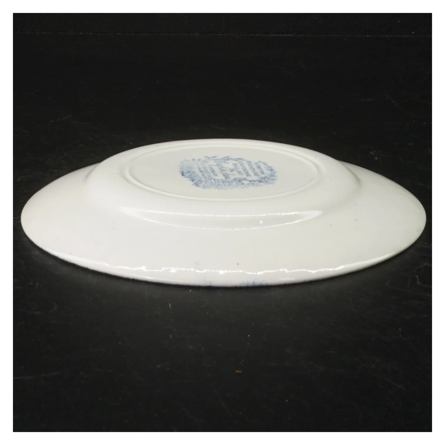 Blå og hvid porcelænstallerkener (str. 16 cm)