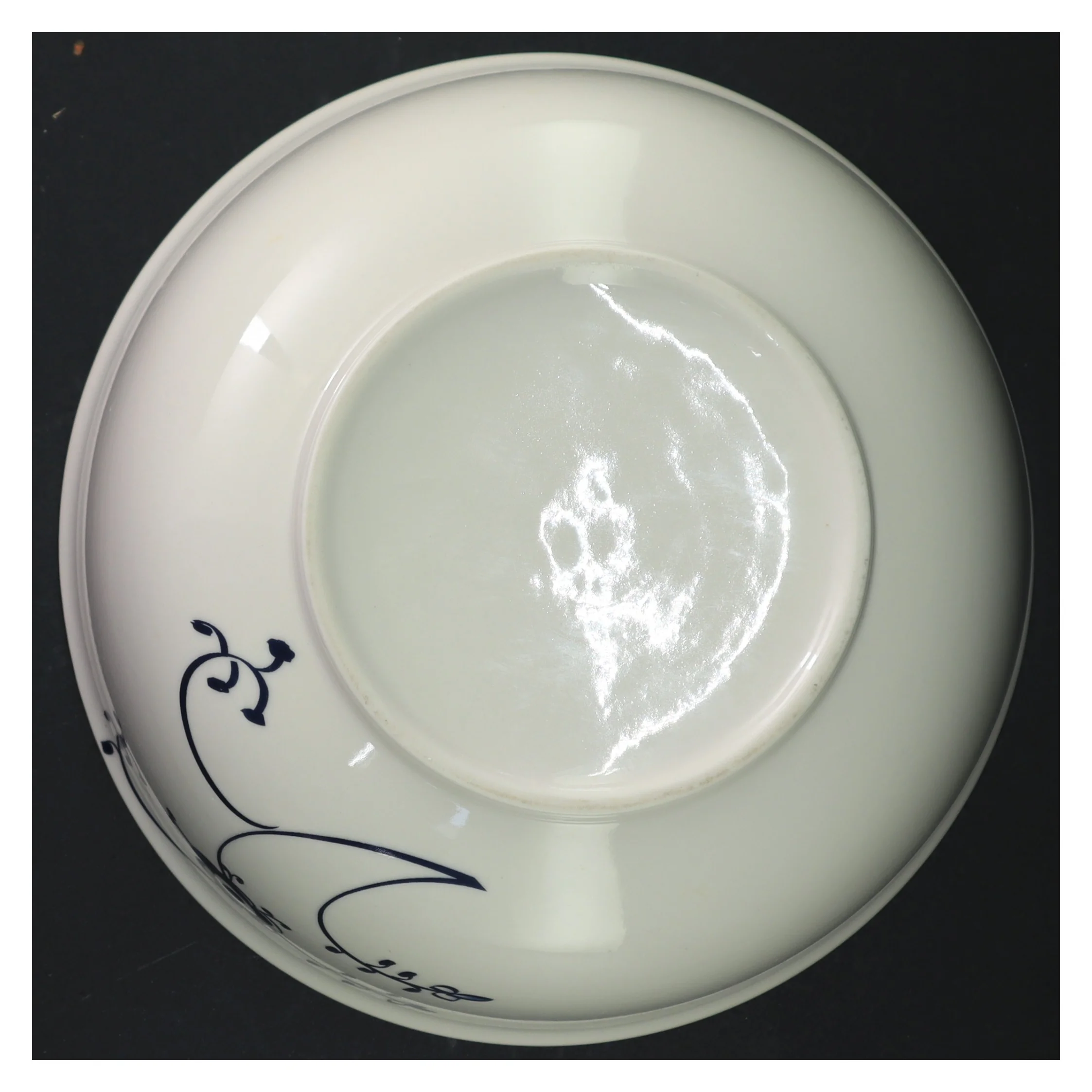 Skål med dekoration (str. Ø 23 cm)