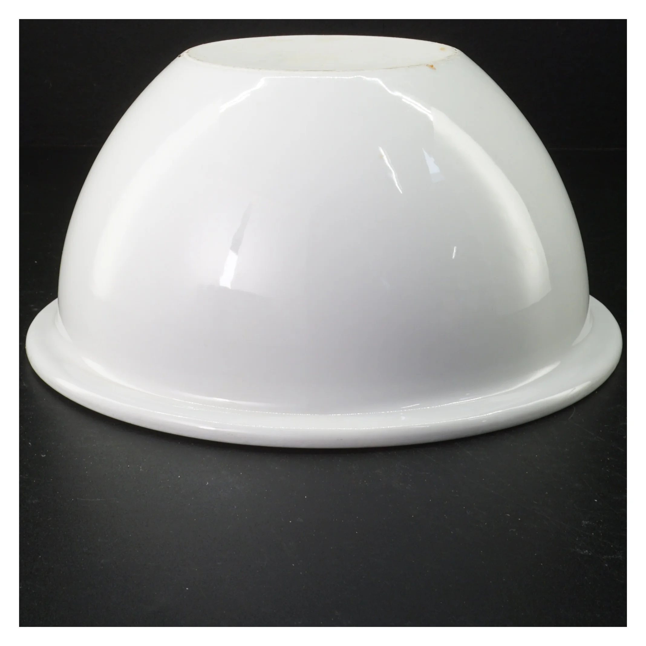 Hvid porcelæn skål (str. Ø 24 cm)