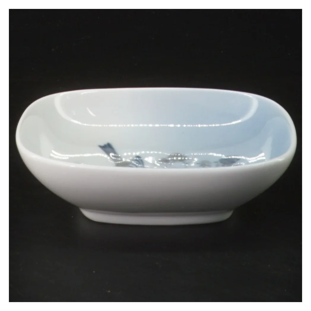 Lille porcelænsskål med fuglemotiv fra Royal Copenhagen (str. 10,5 cm)