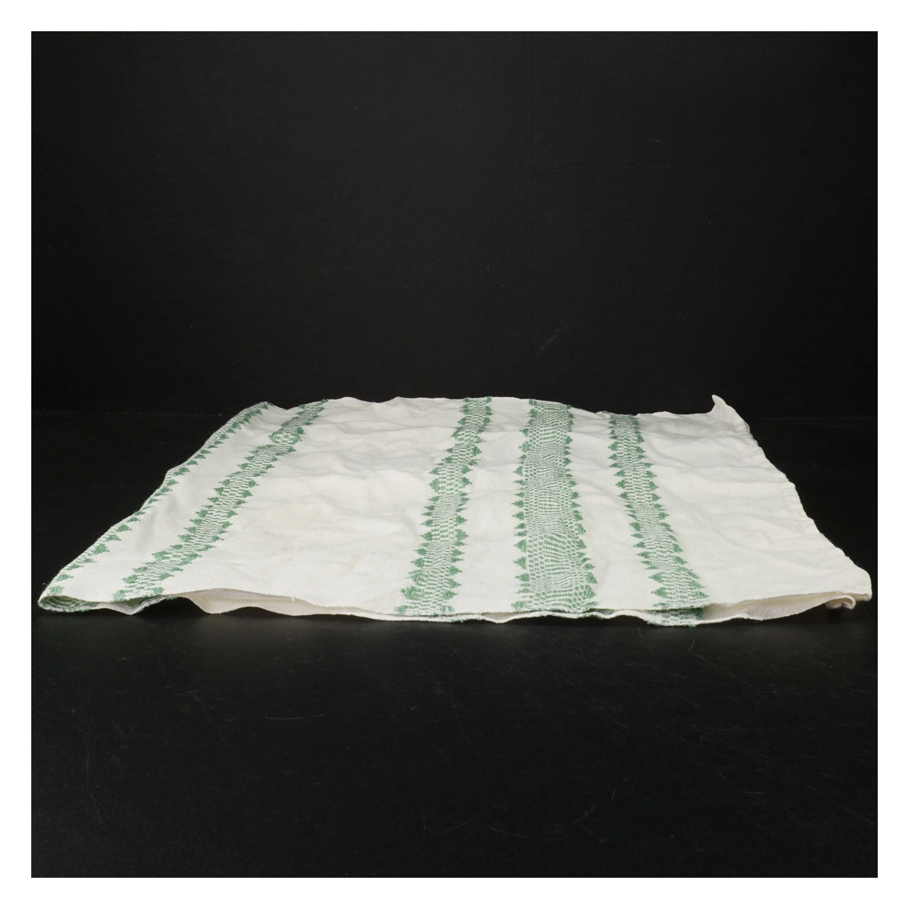 Broderet bordløber (str. 80 x. 44 cm)