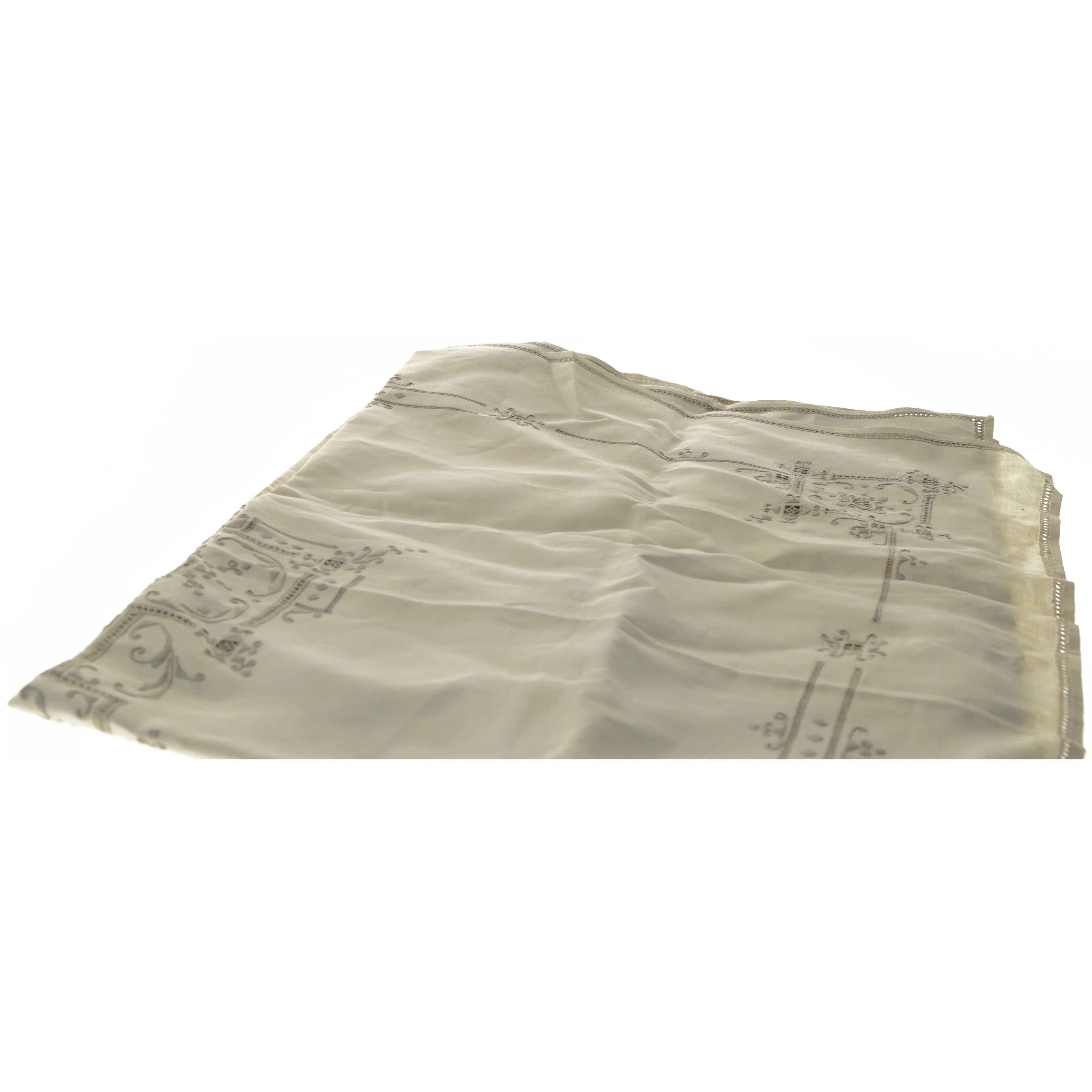 Borddug med broderi (str. 170x130 cm)