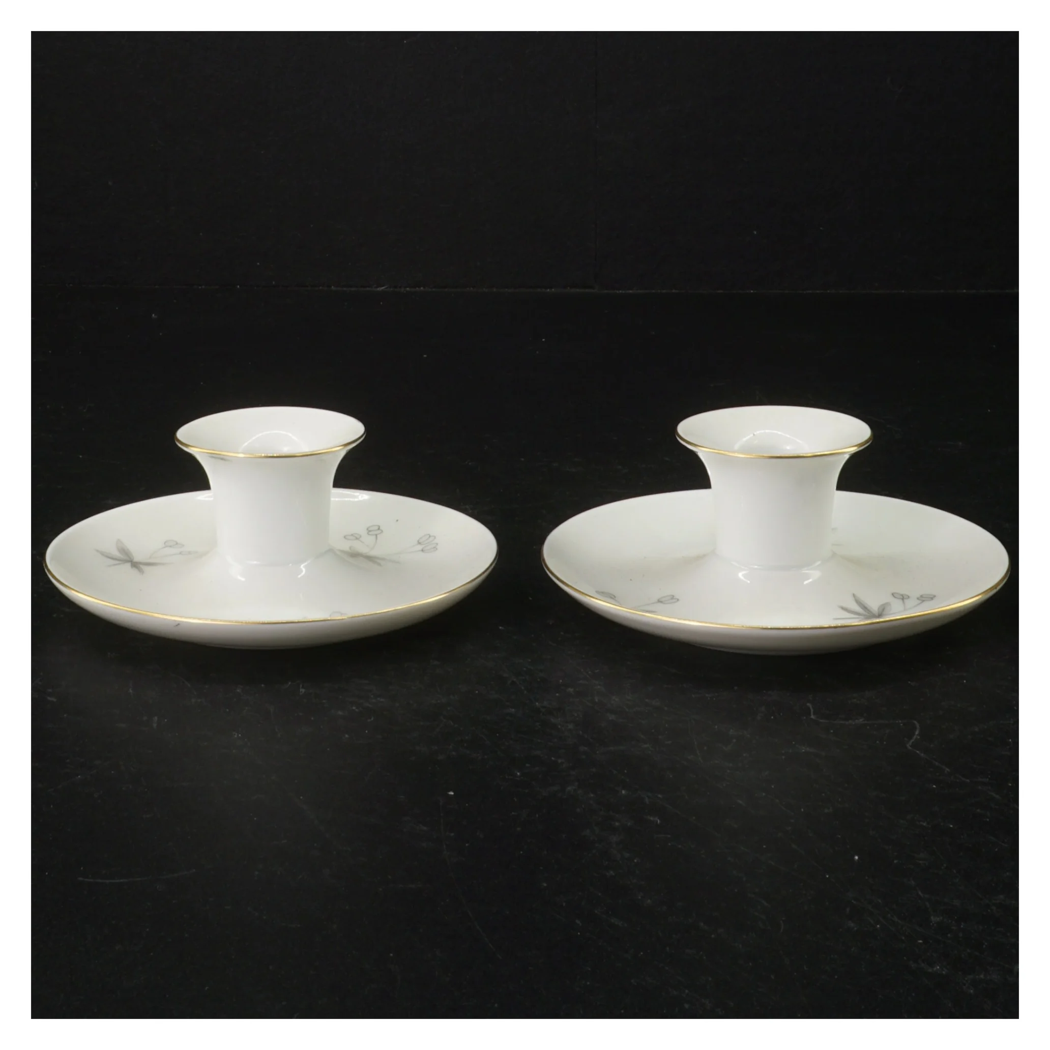 Porcelæn lysestager fra B&G