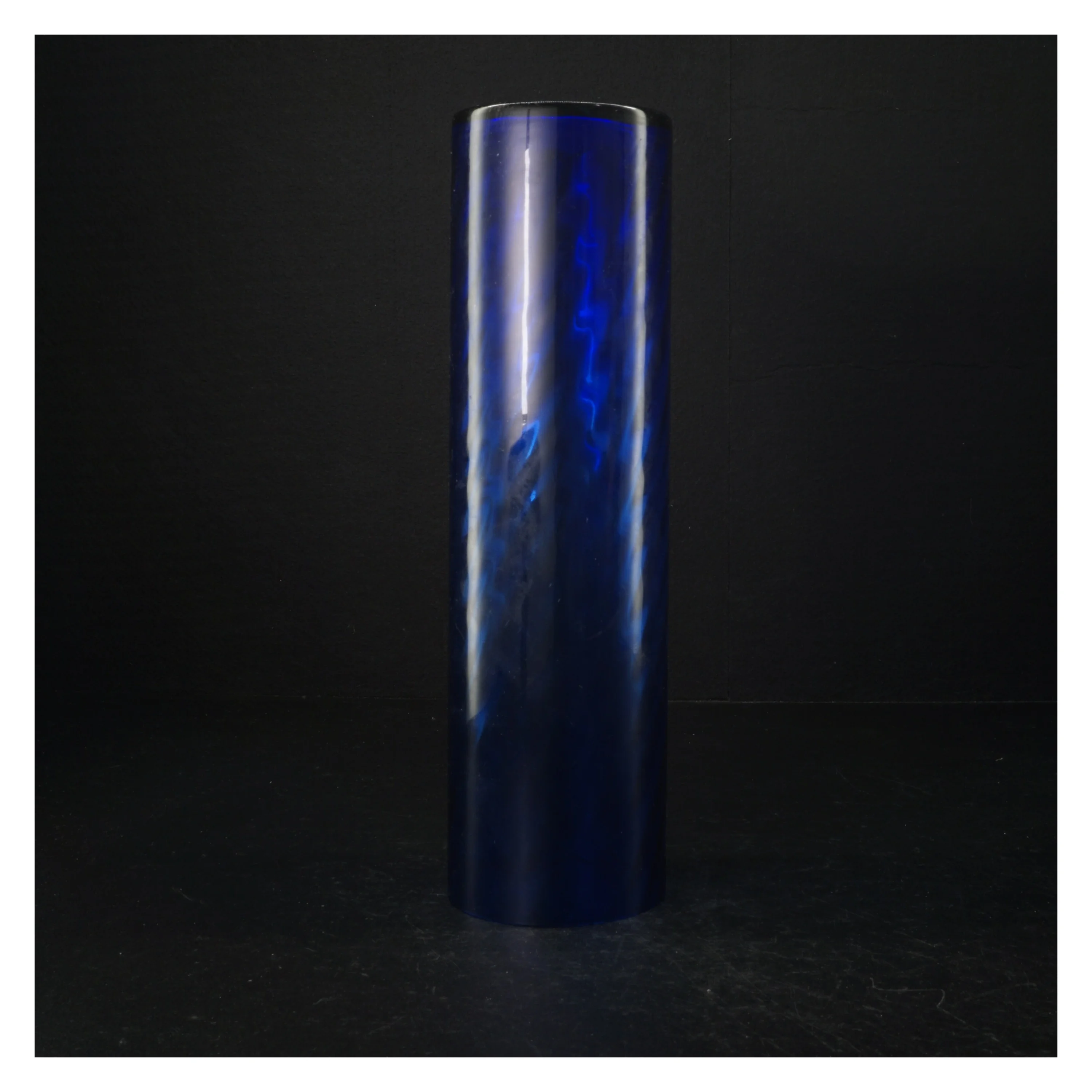 Blå glasvase (str. 29 cm)
