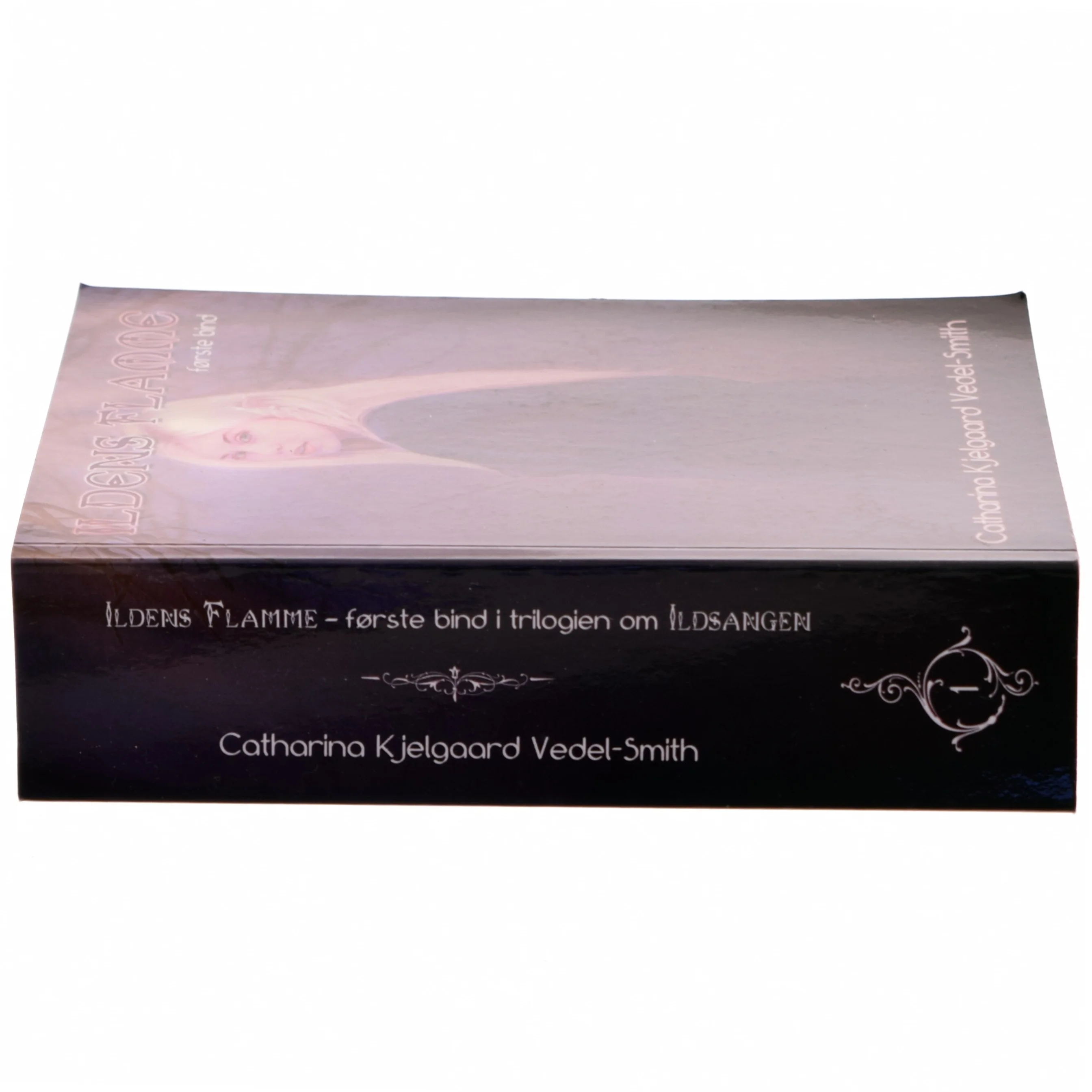 Ildens flamme af Catharina Kjelgaard Vedel-Smith (Bog)