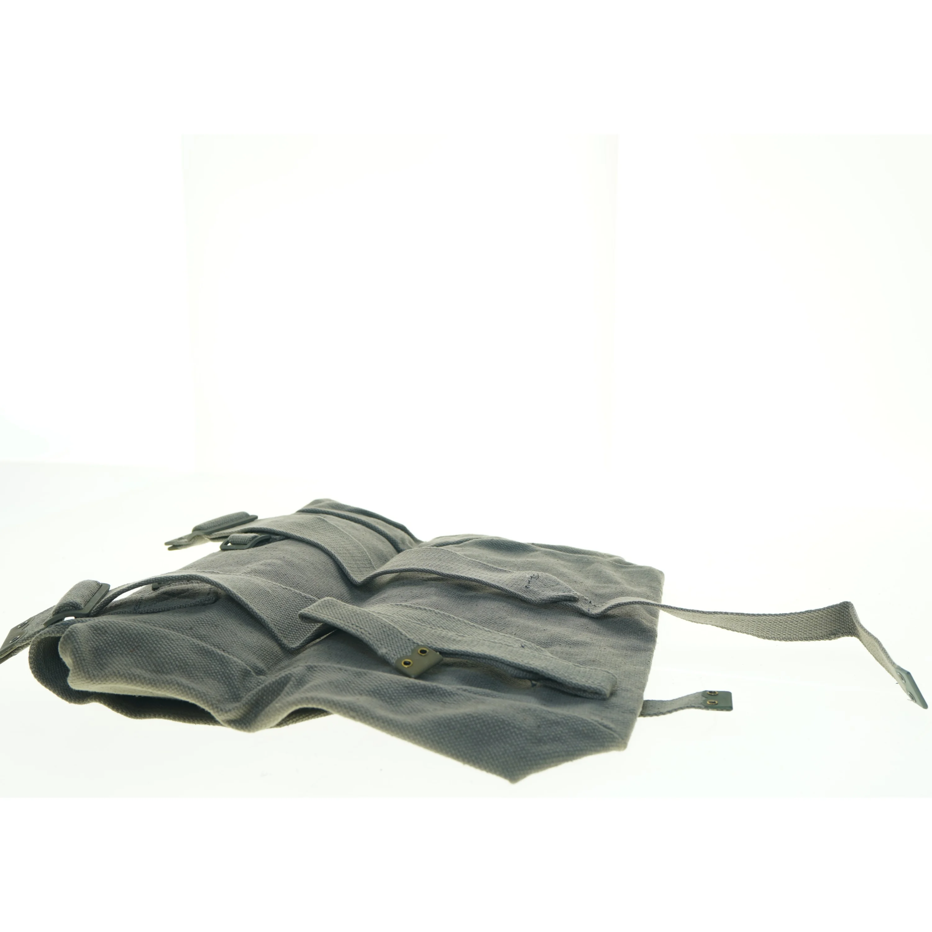 Grå stofrygsæk (str. 11 x, 33 x 36 cm)