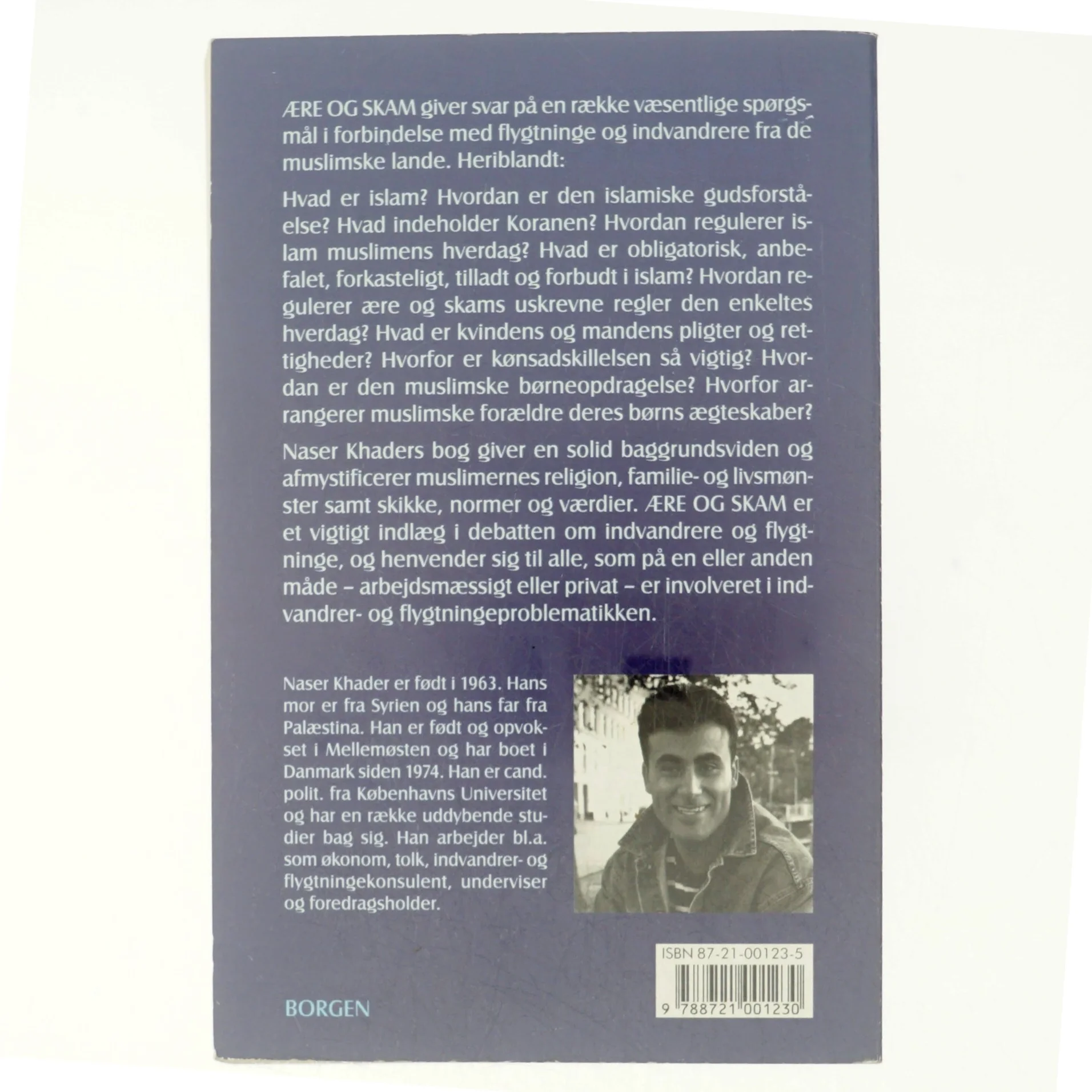 Ære og skam af Naser Khader (Bog)